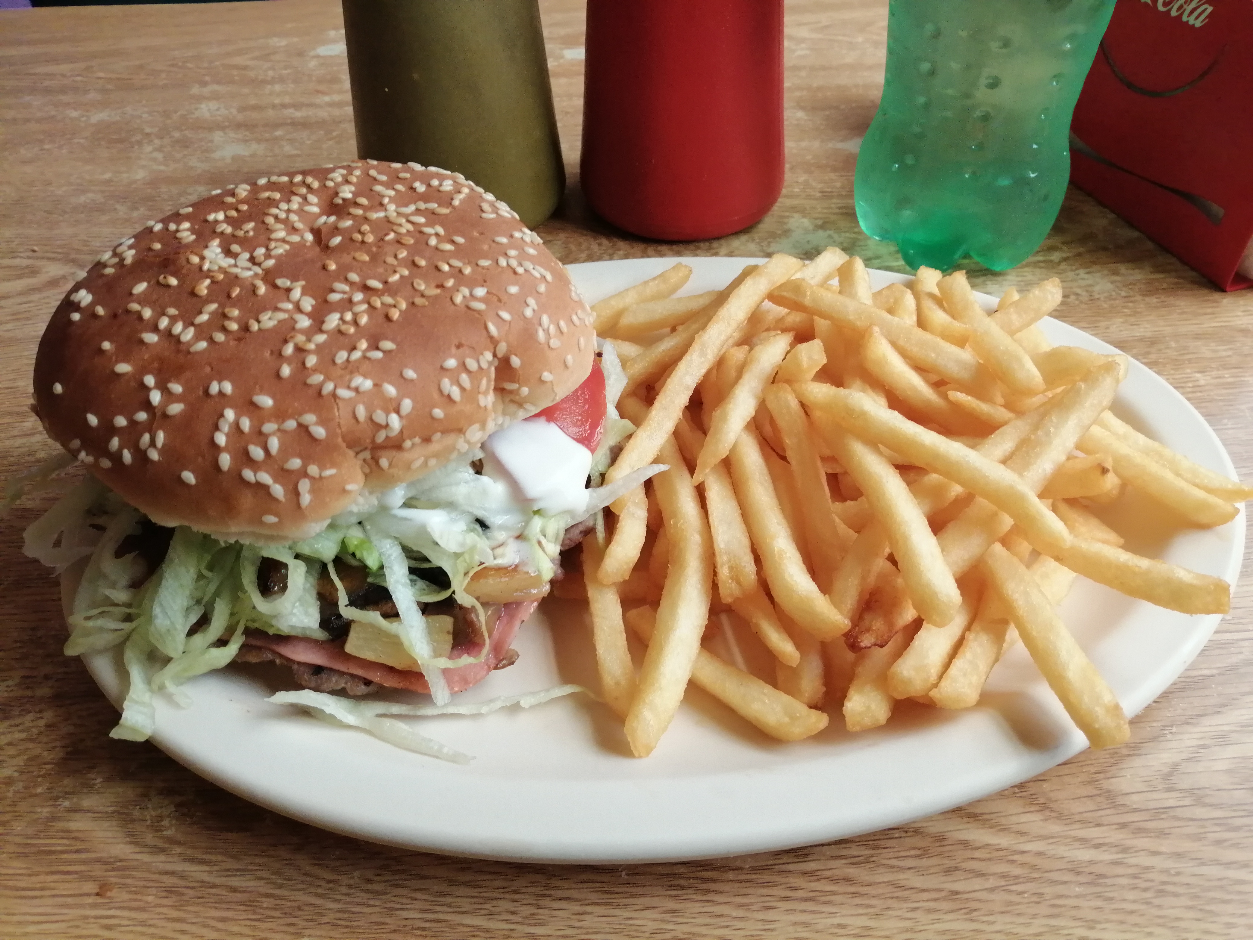 *Leovis Café* RESTAURANT image 5