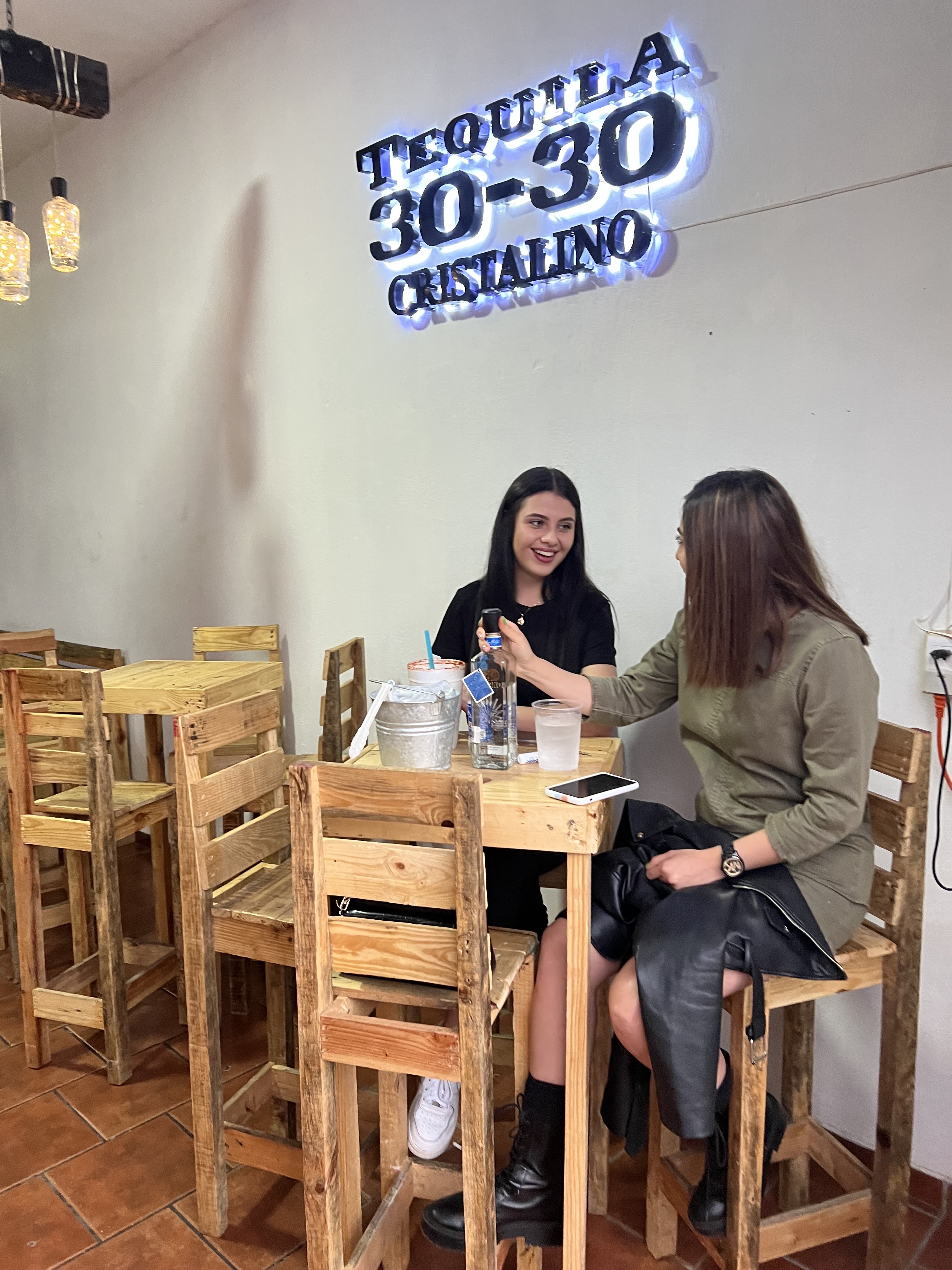 LITRO Y MEDIO CAPILLA DE GPE. image 4