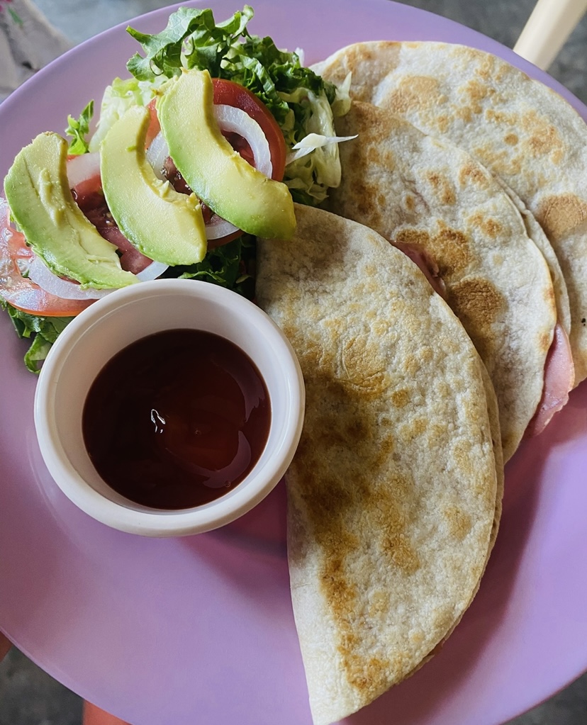 La lonchería image 2