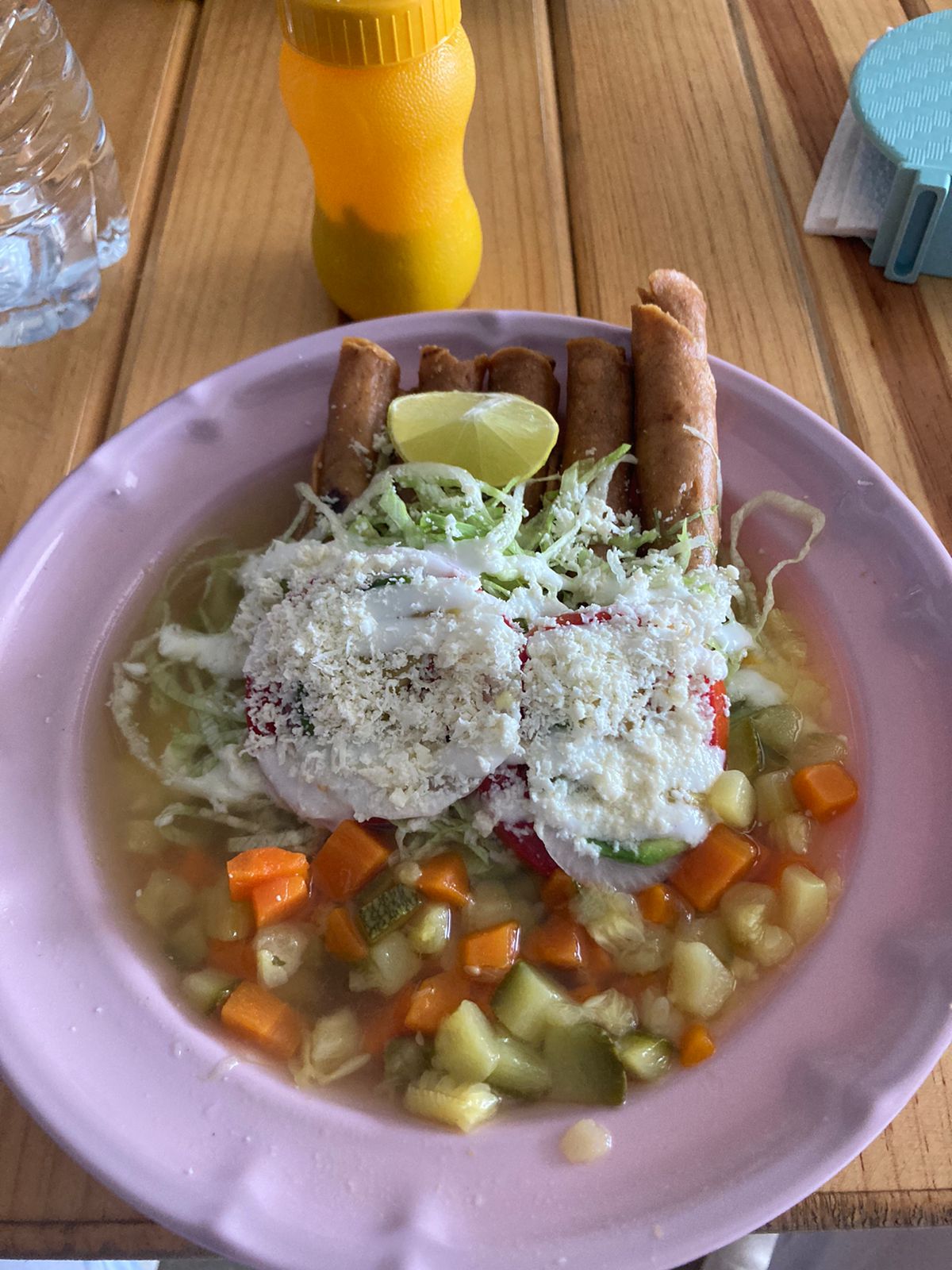 La lonchería image 3