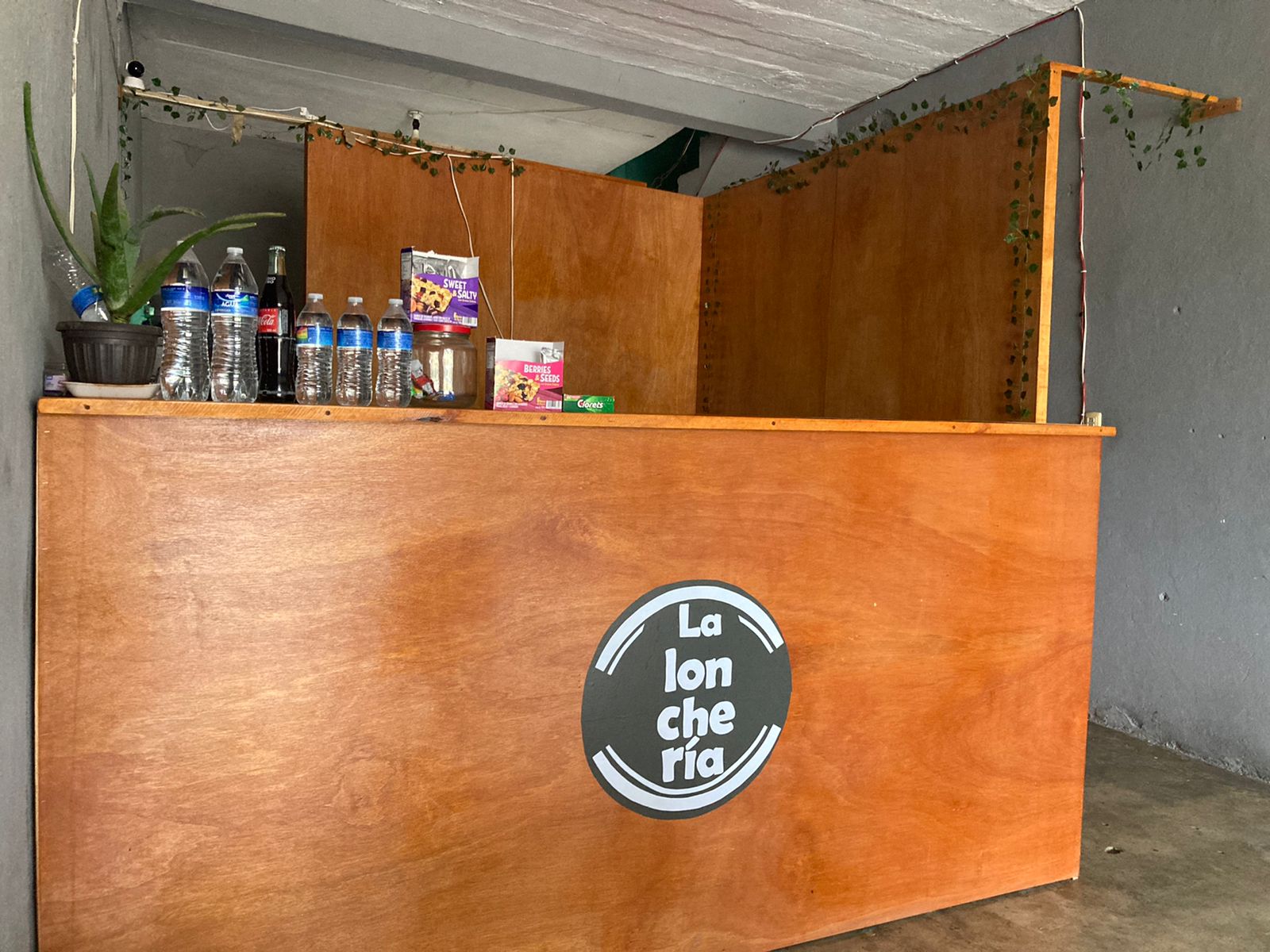 La lonchería image 7