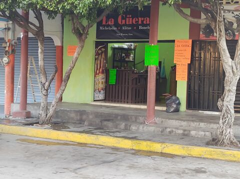 Micheladas, alitas Y Boneless "la Güera" image 1