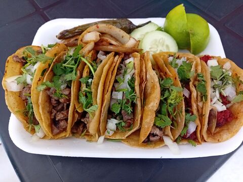 Taqueria El Chaparrito image 2