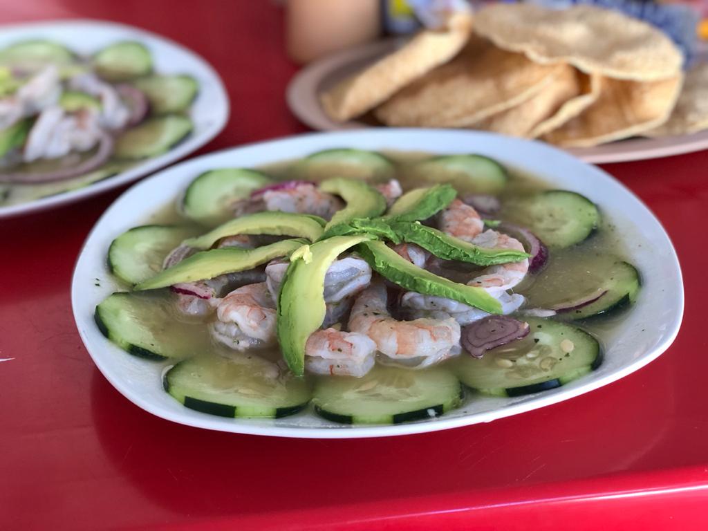 Pescadería y cevichería La Barca image 2