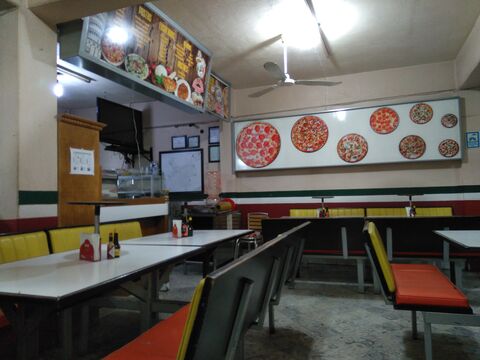 Pizza y pasta Italia image 5