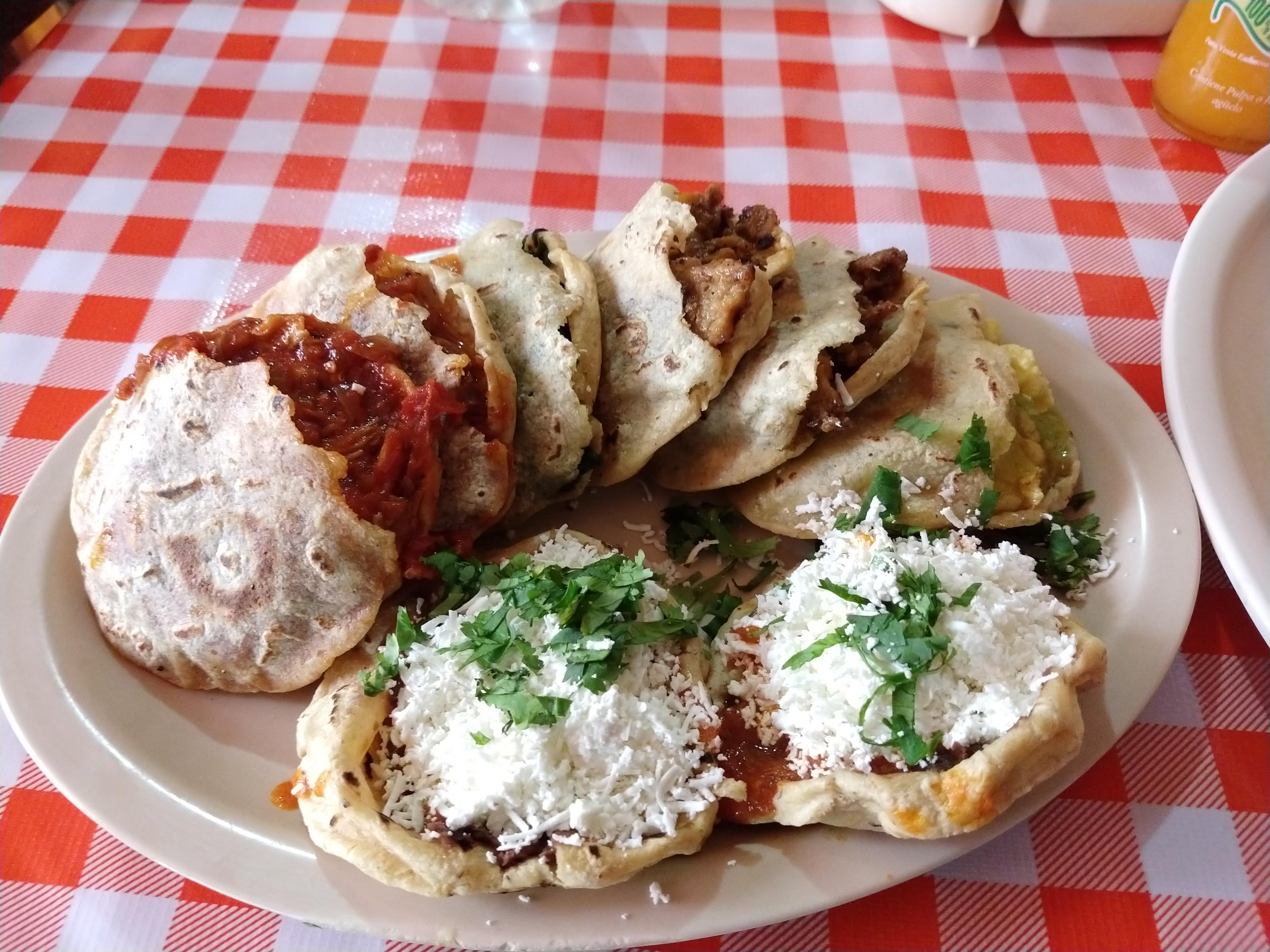 Enchiladas Y Gorditas "La Divina Providencia" image 1