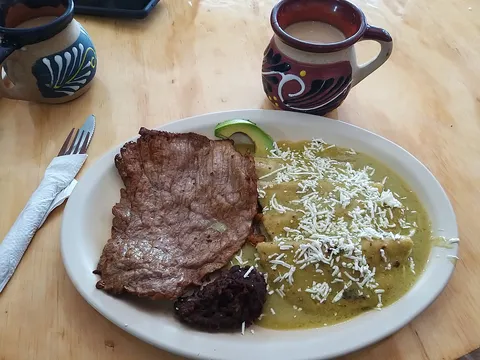 Enchiladas Y Gorditas "La Divina Providencia" image 6