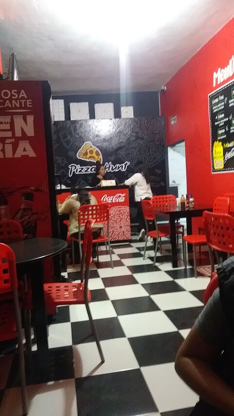 Pizzas Hunt image 4