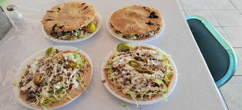Delicias Yorba image 1