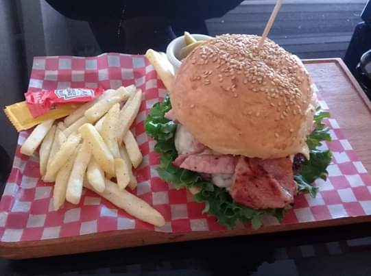 Chuppie's Bar image 1