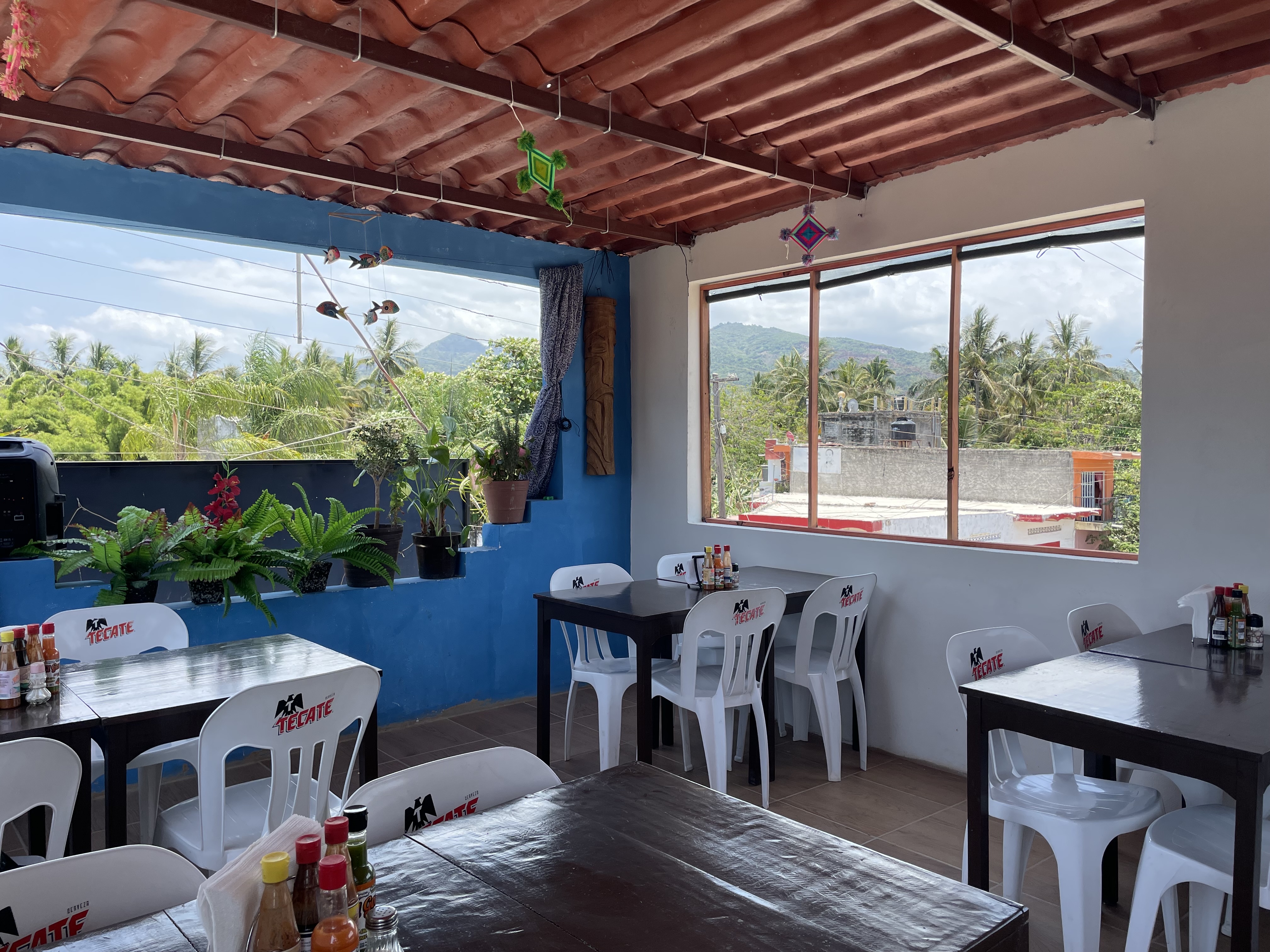 Mariscos y ceviches conchis image 1