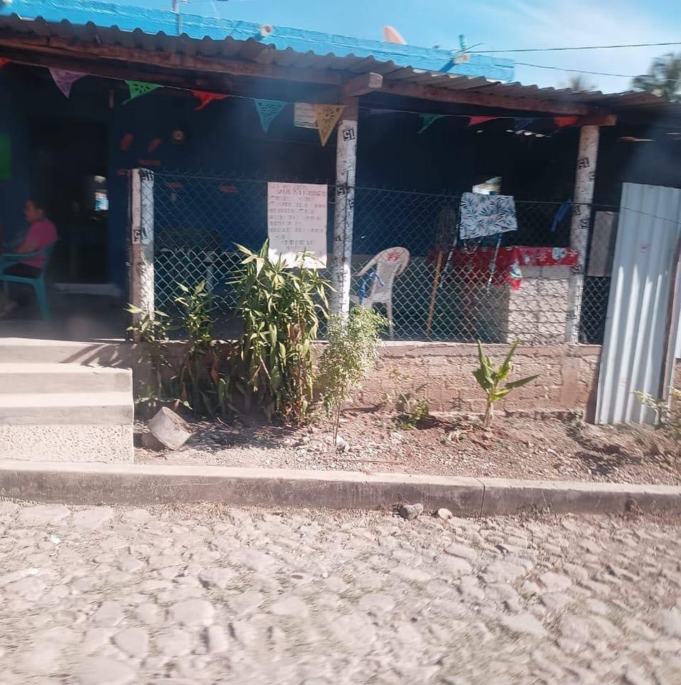 Antojitos “Pachis” image 5