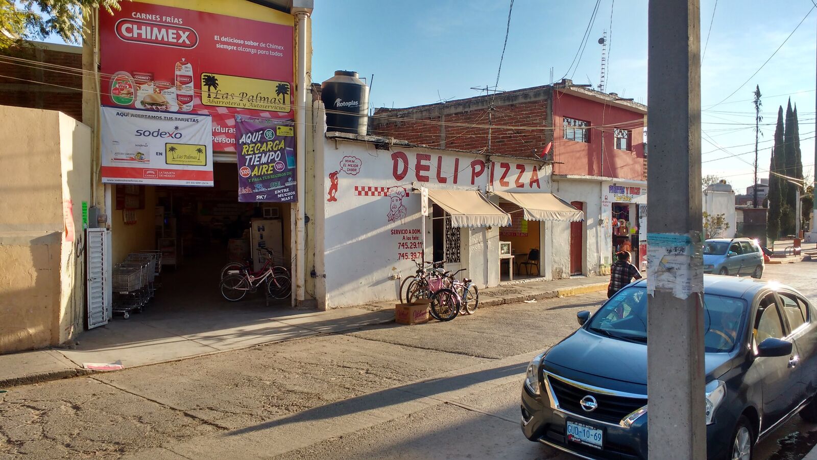 Deli pizza image 7
