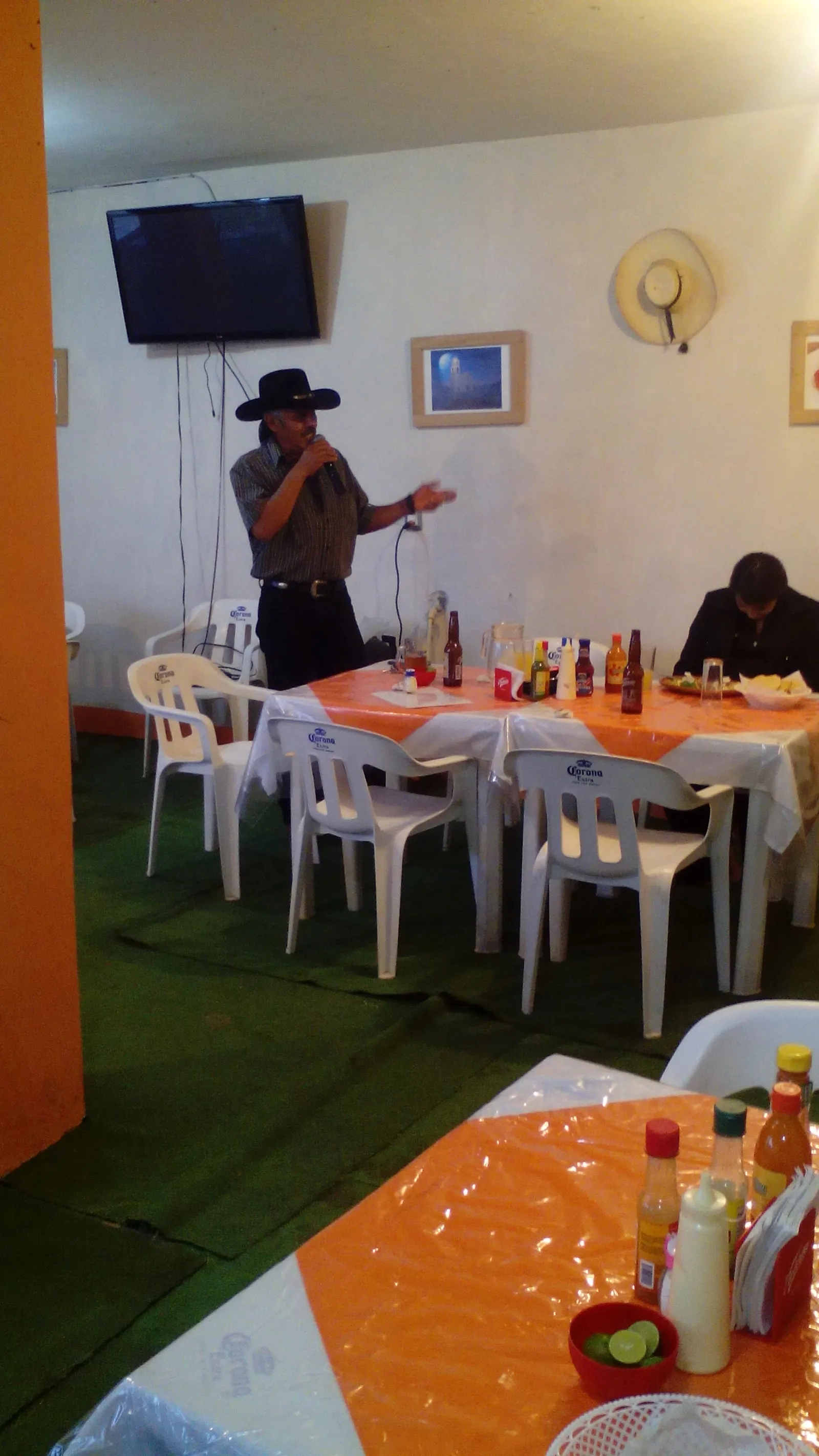 Restaurante 100% Familiar "La Whua Whua" image 8