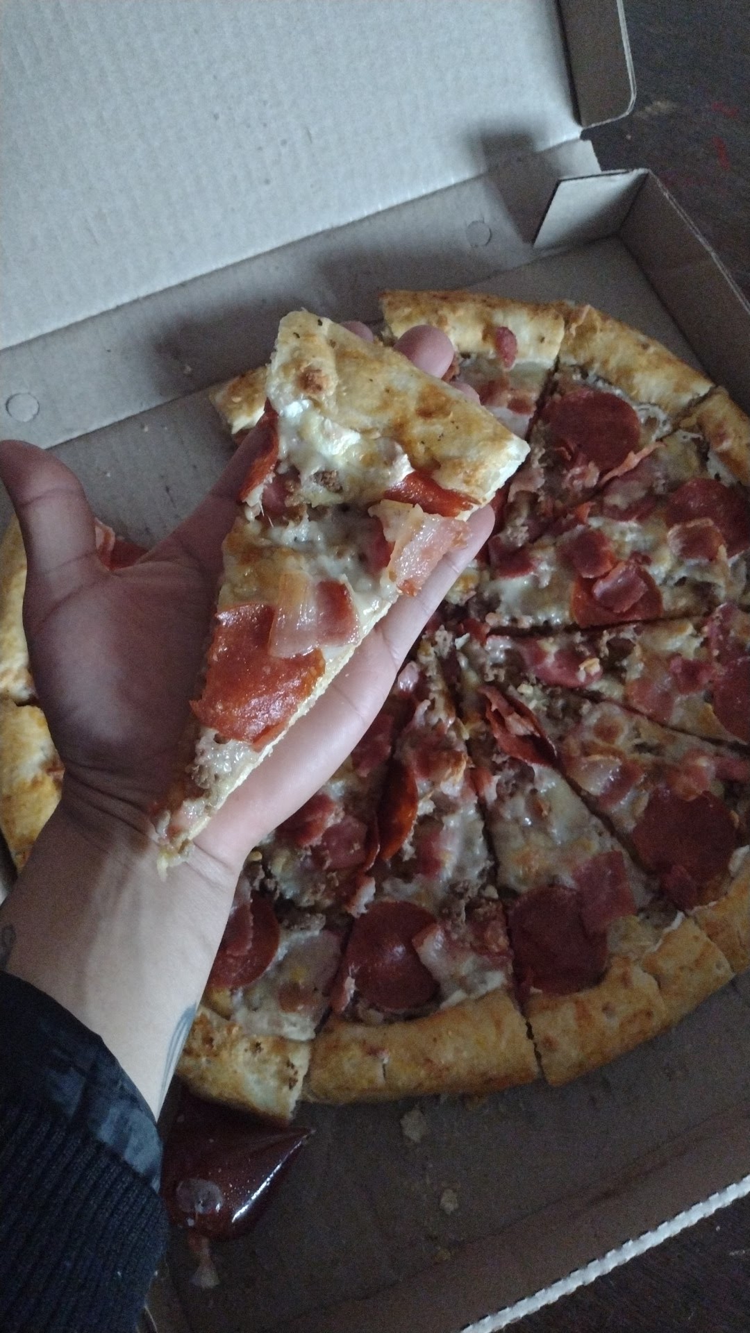 Pizzas Kandy image 3