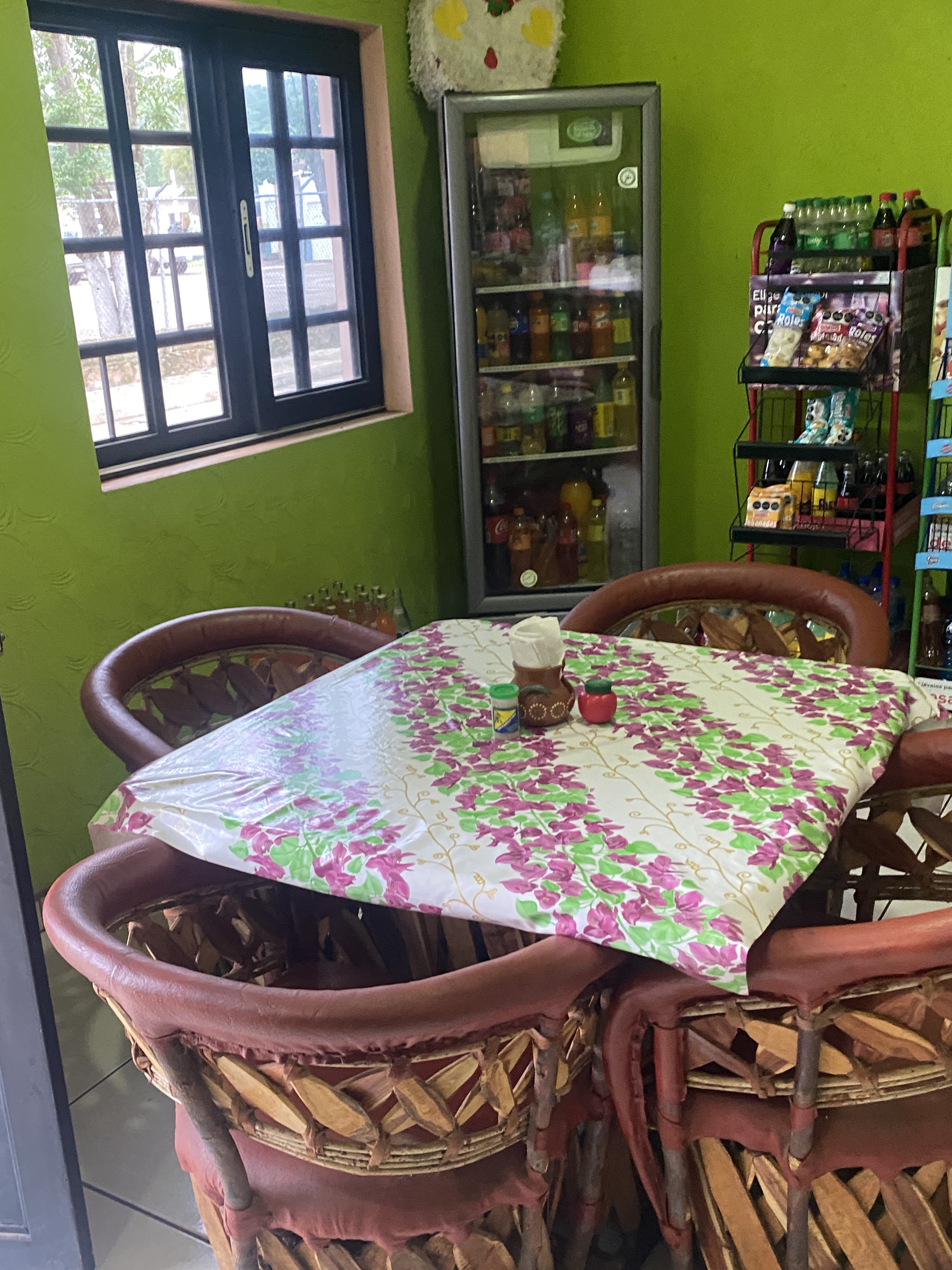 Loncheria CARMELITA image 2