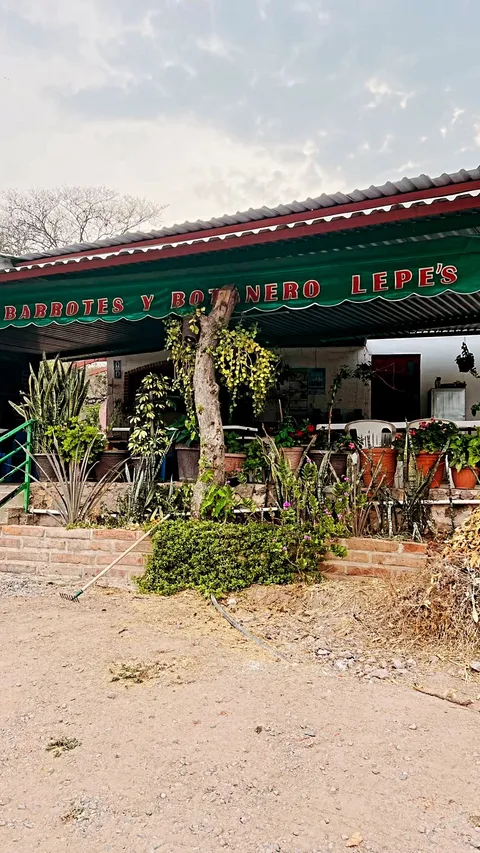 Abarrotes y Botanero 100% Familiar Lepe image 1