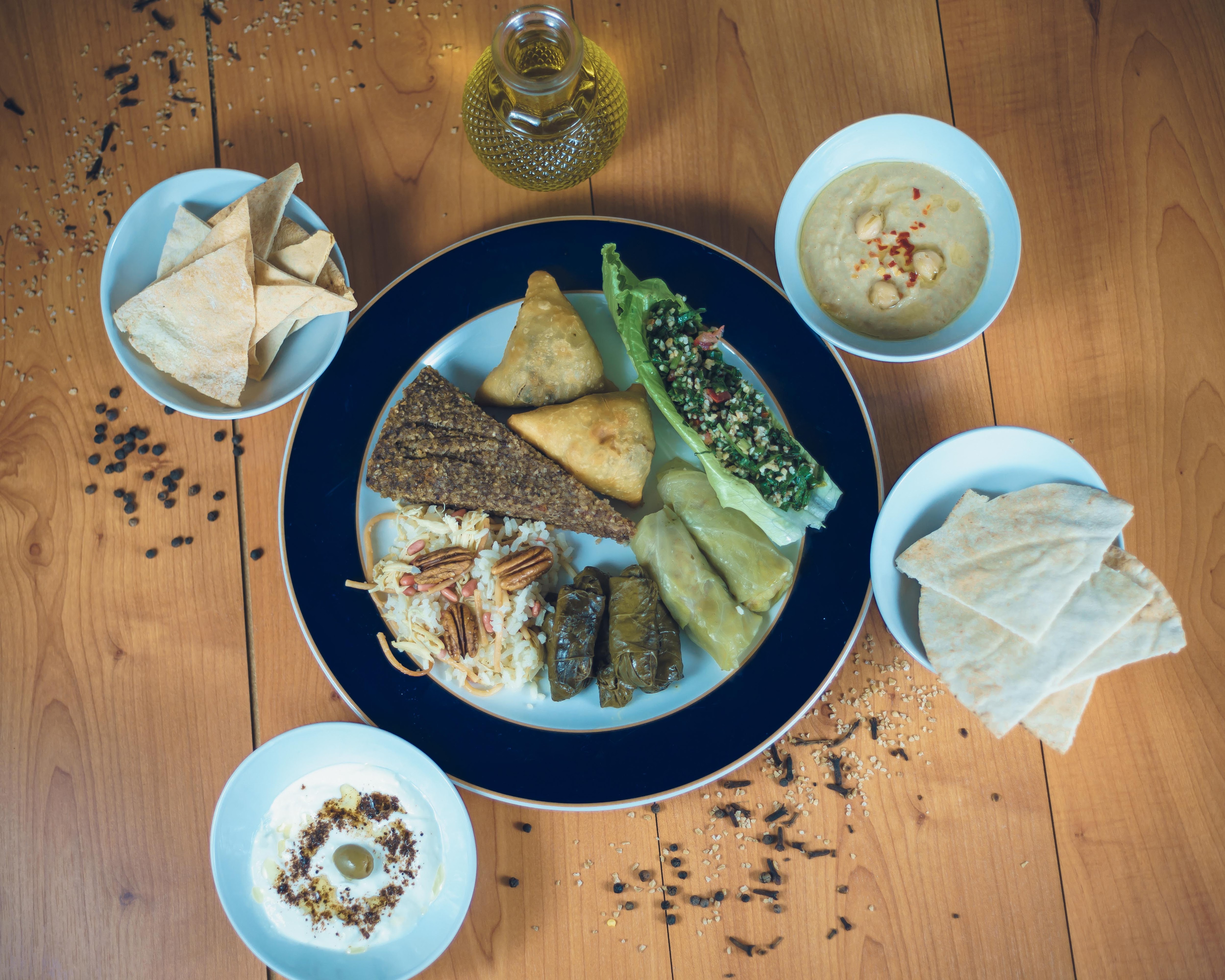 Restaurante La Cascada Comida Libanesa image 1