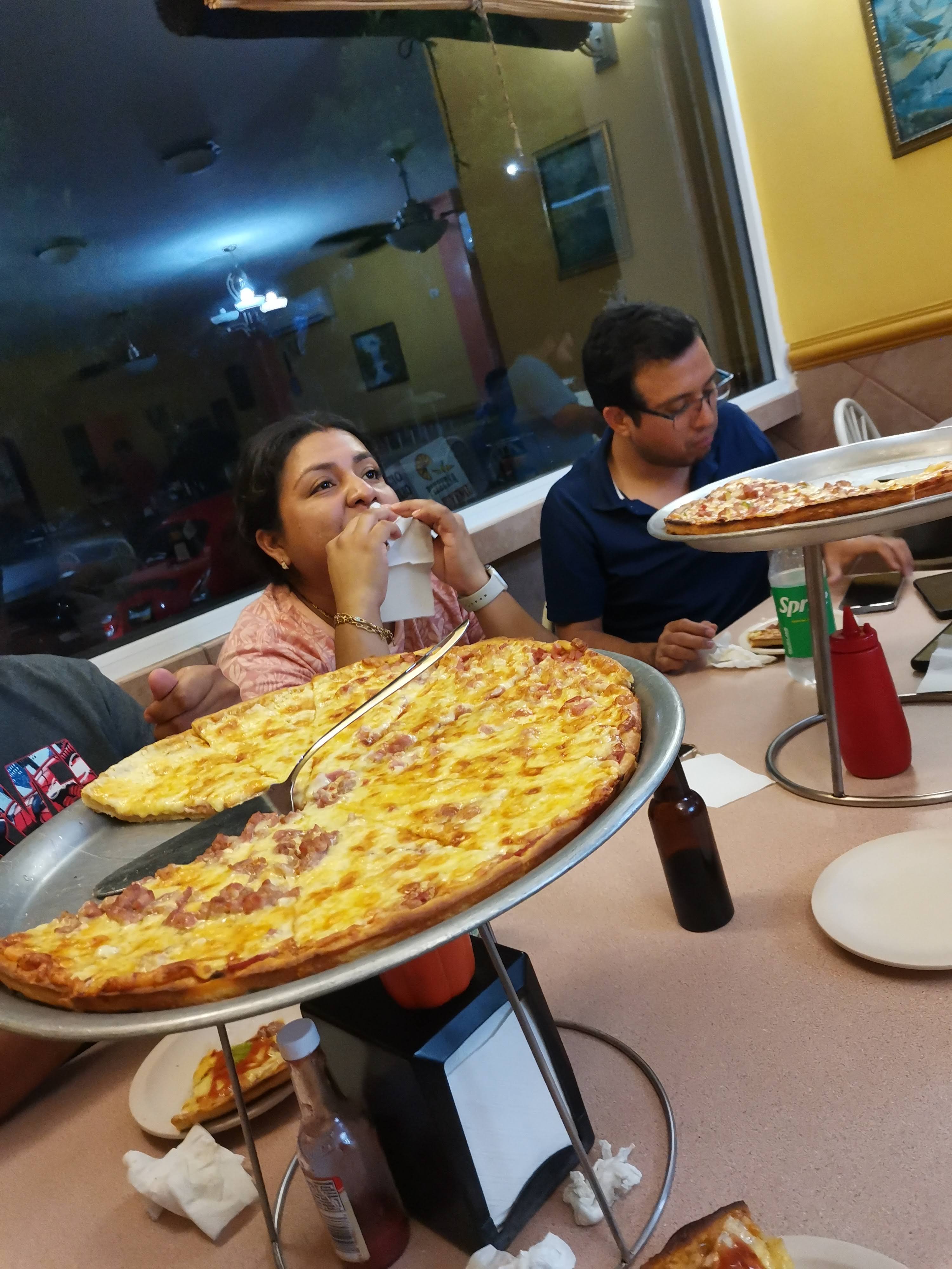 PIZZERIA LA JUVENIL image 5