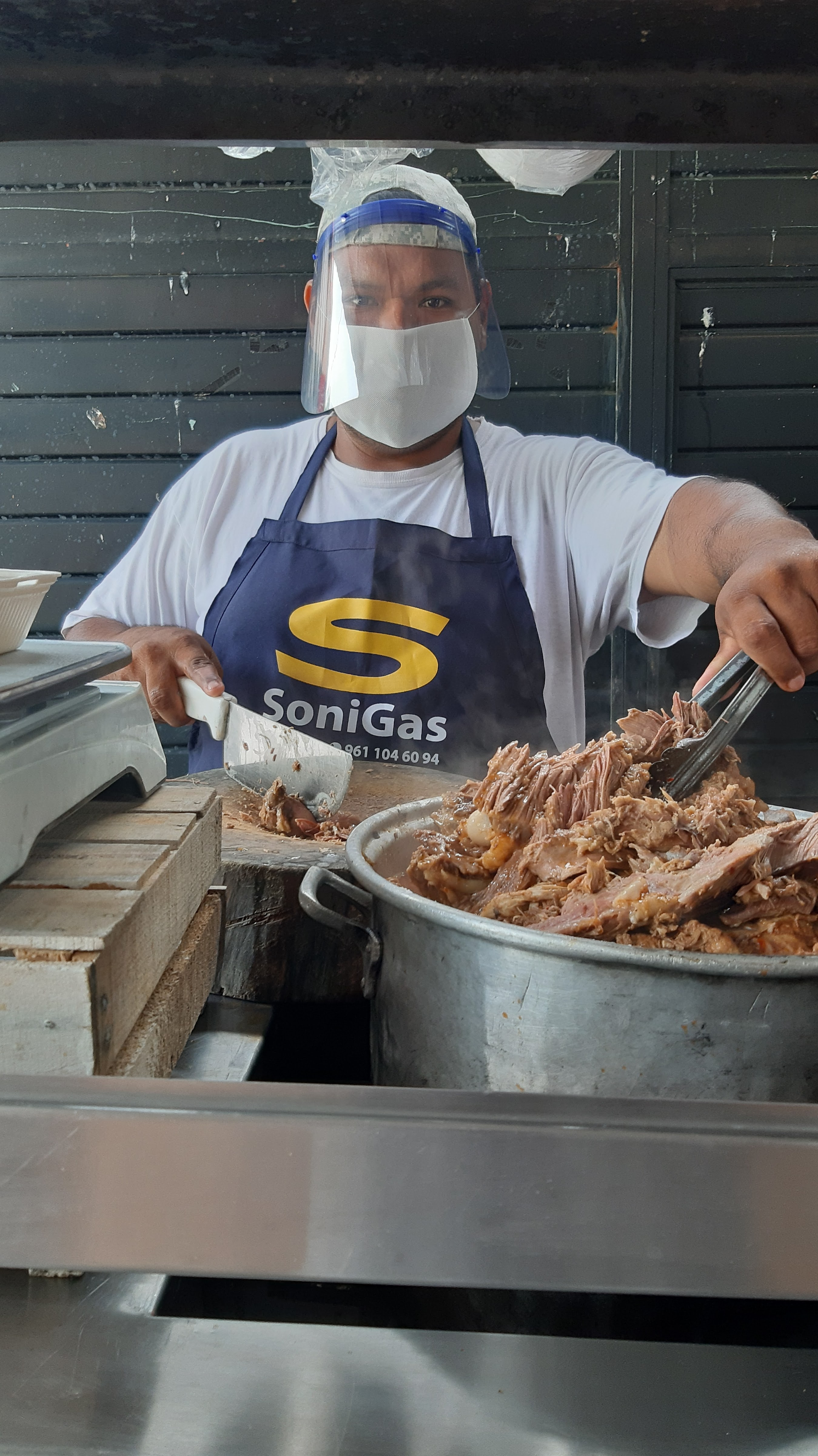 Taqueria el CHILAQUIL image 4