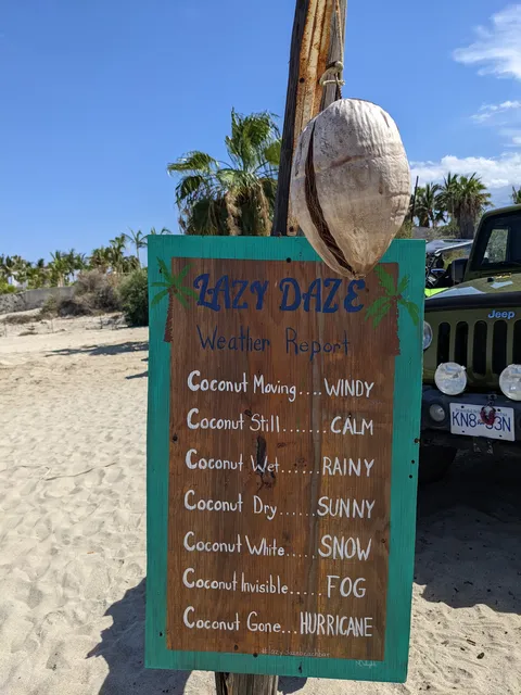 Lazy Daze Beach Bar image 7