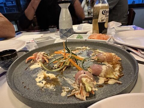MAGURO SUSHI LOS BARRILES image 5