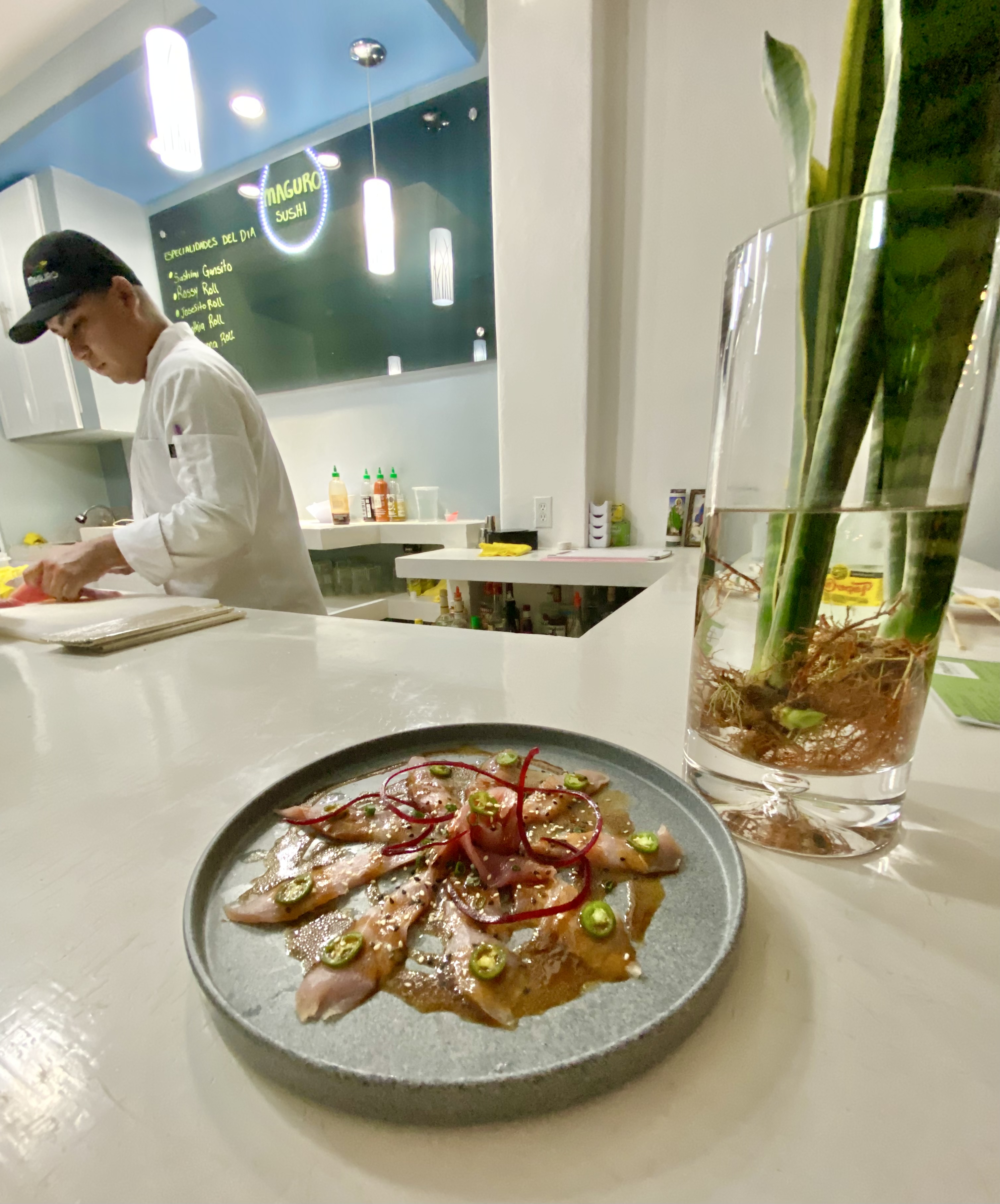 MAGURO SUSHI LOS BARRILES image 7