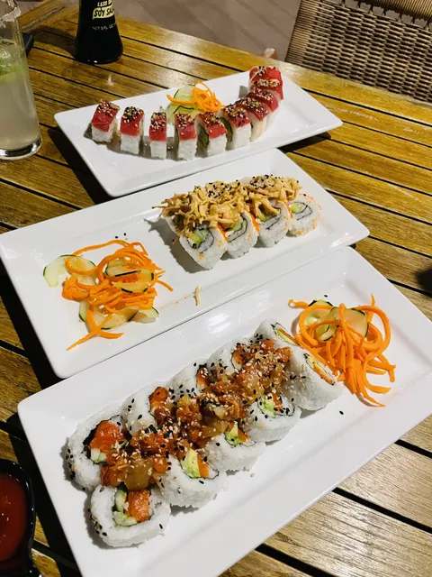 Umi Sushi Bar by Bay View image 4