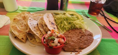 Lonchería Los Cuates image 2
