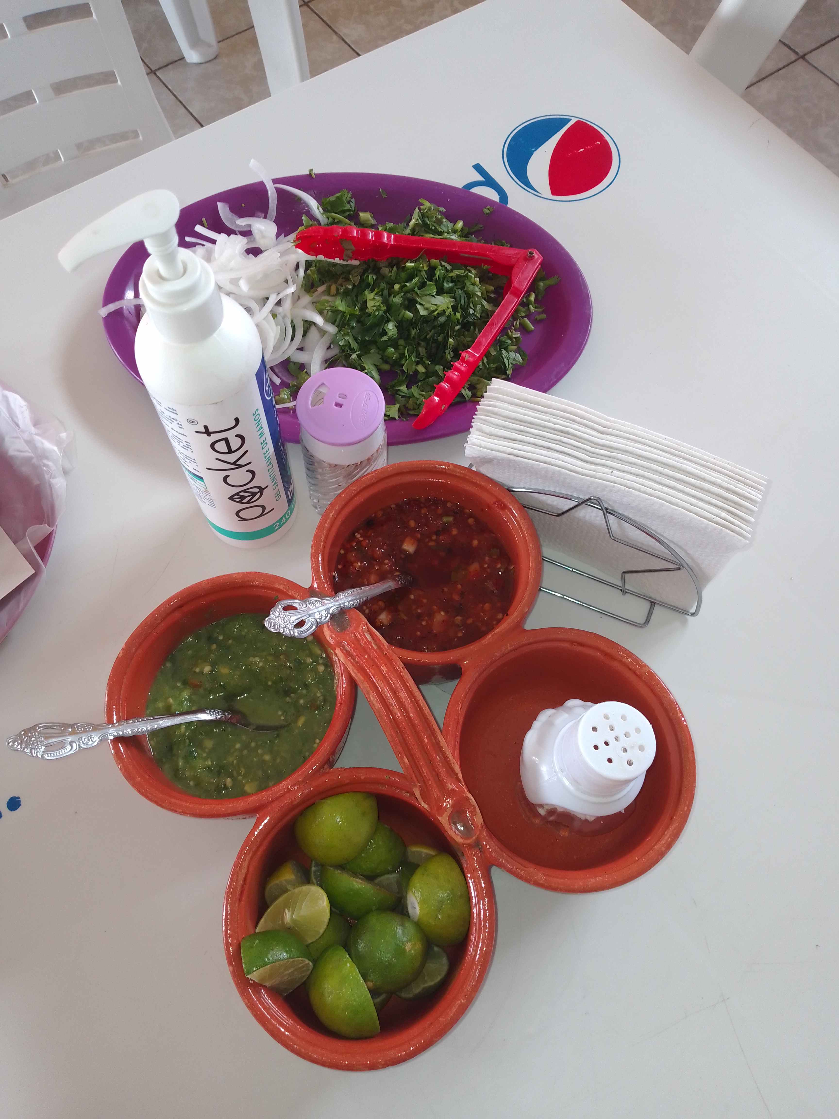 Taquería "Las Margaritas" image 10