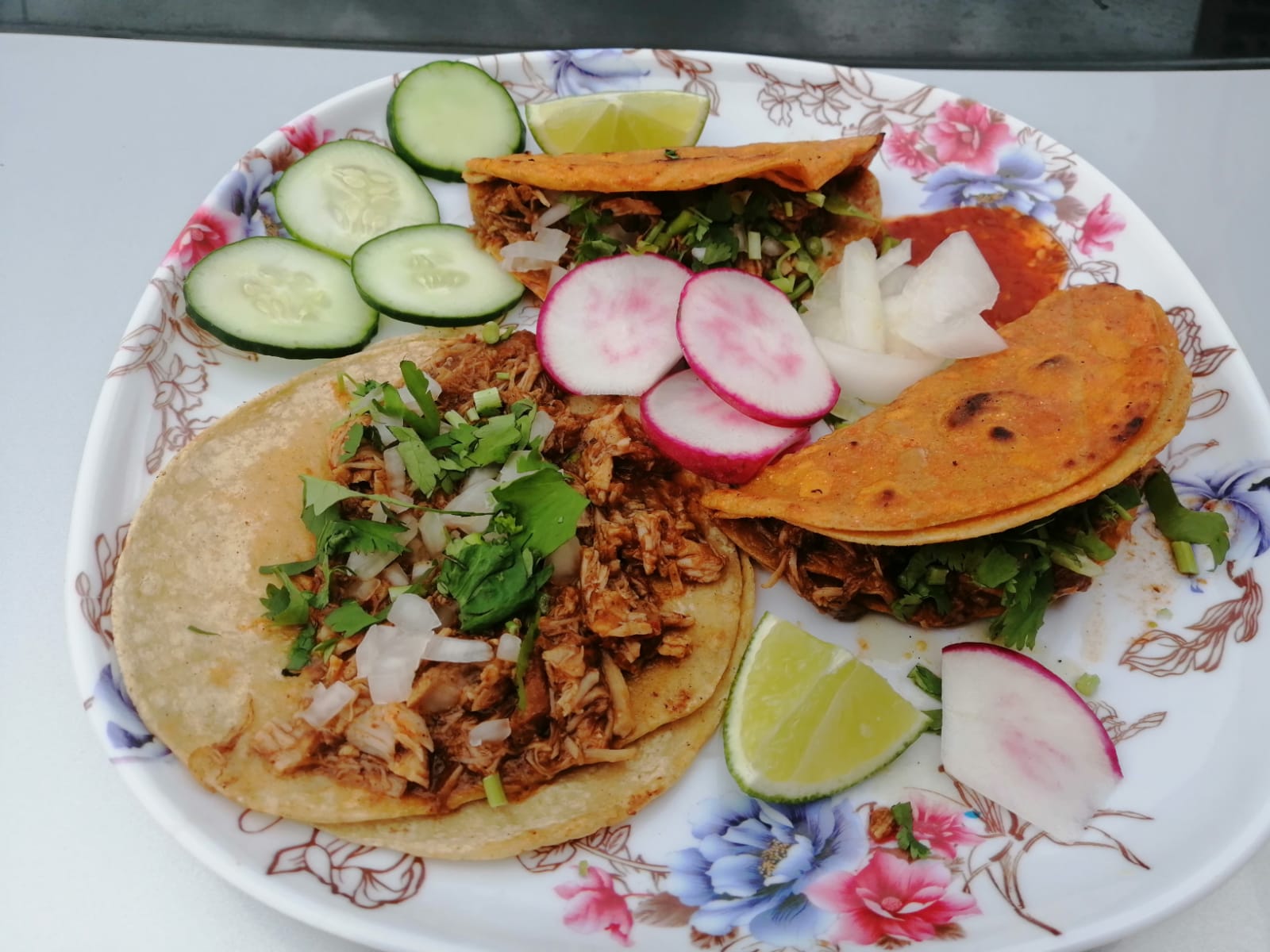 Taquería "Taco-Lú" image 1