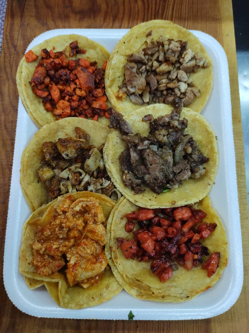 Taquería "Taco-Lú" image 7