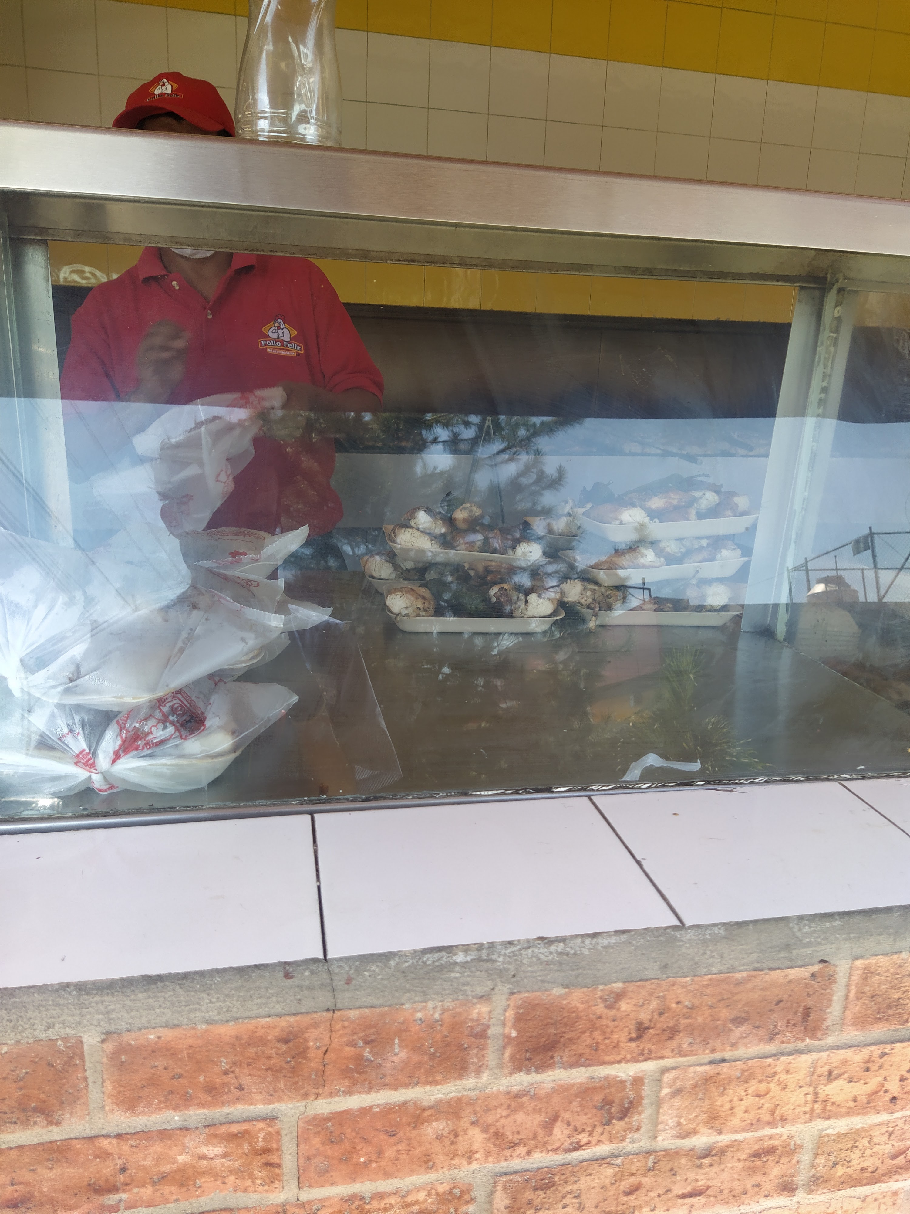 Pollo Feliz Express image 9