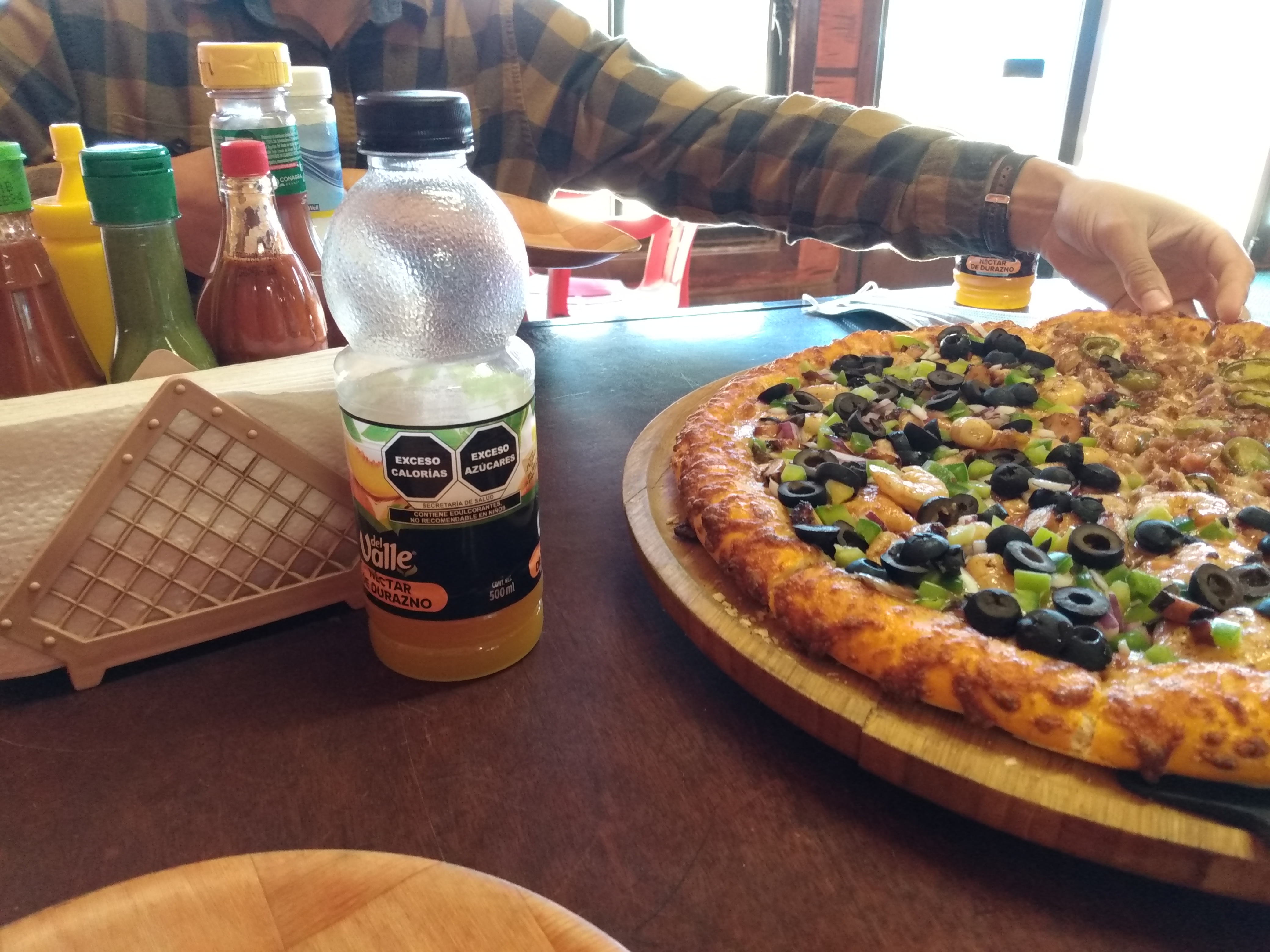 Mariscos "Baja" Pizzas Y Mariscos image 3