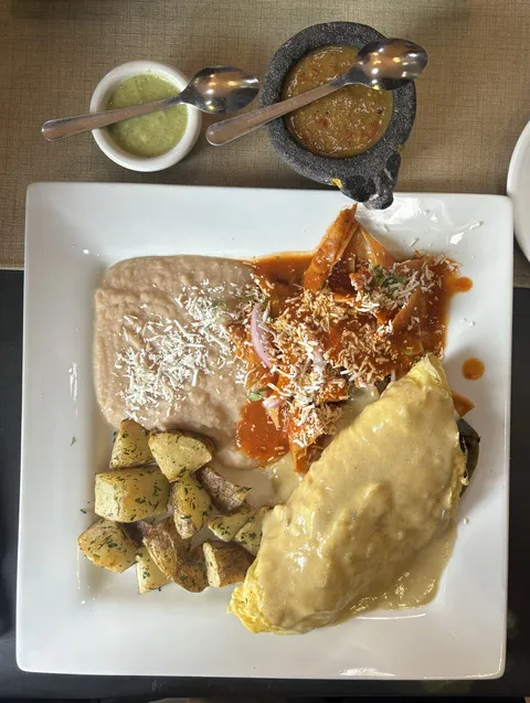El Meson de Playas image 3