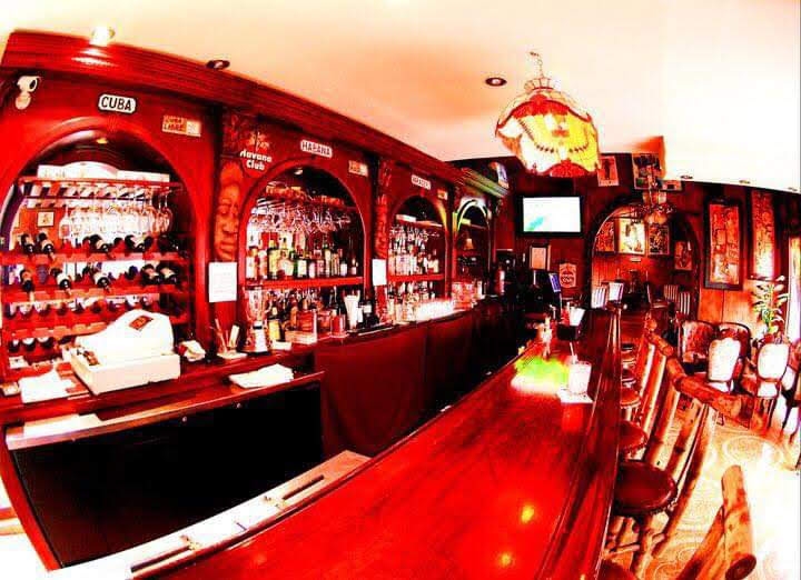 Habana Cafe Bar image 2