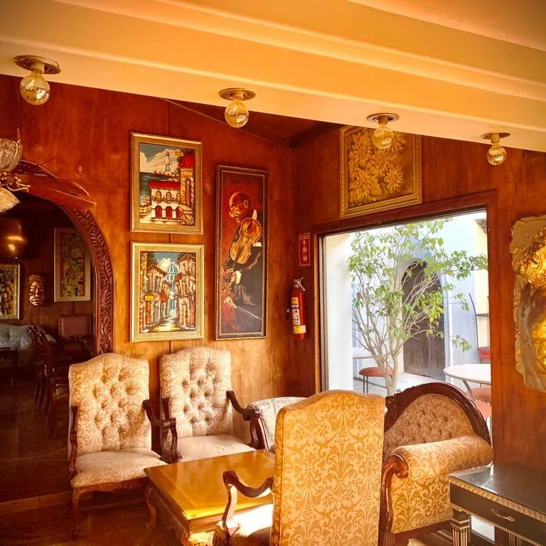 Habana Cafe Bar image 3