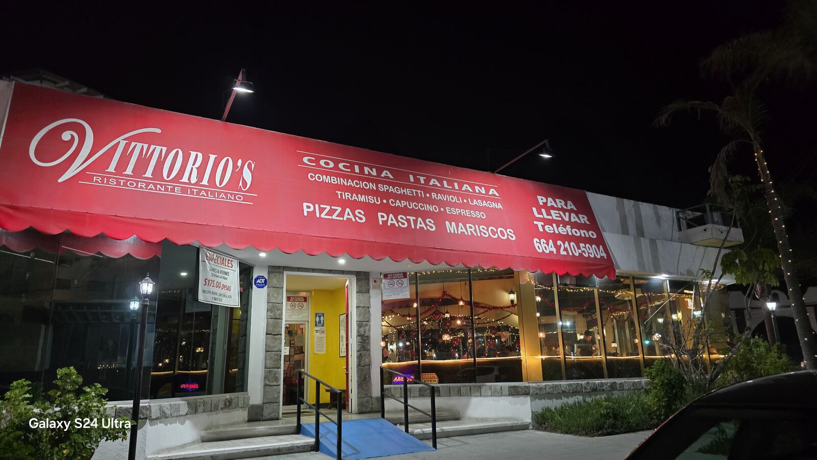 Vittorio's Playas image 1