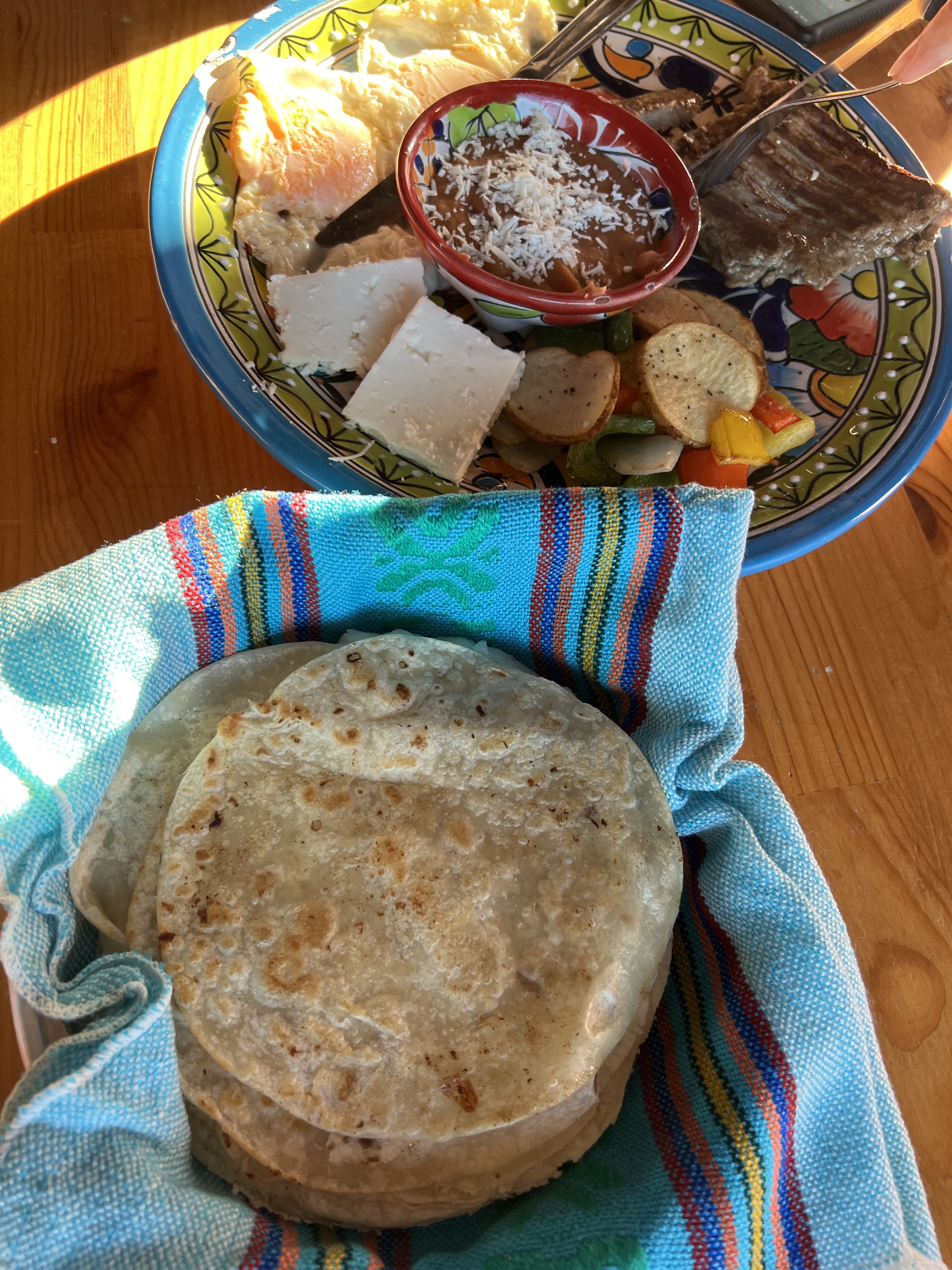 La Esquinita Cocina mexicana image 7