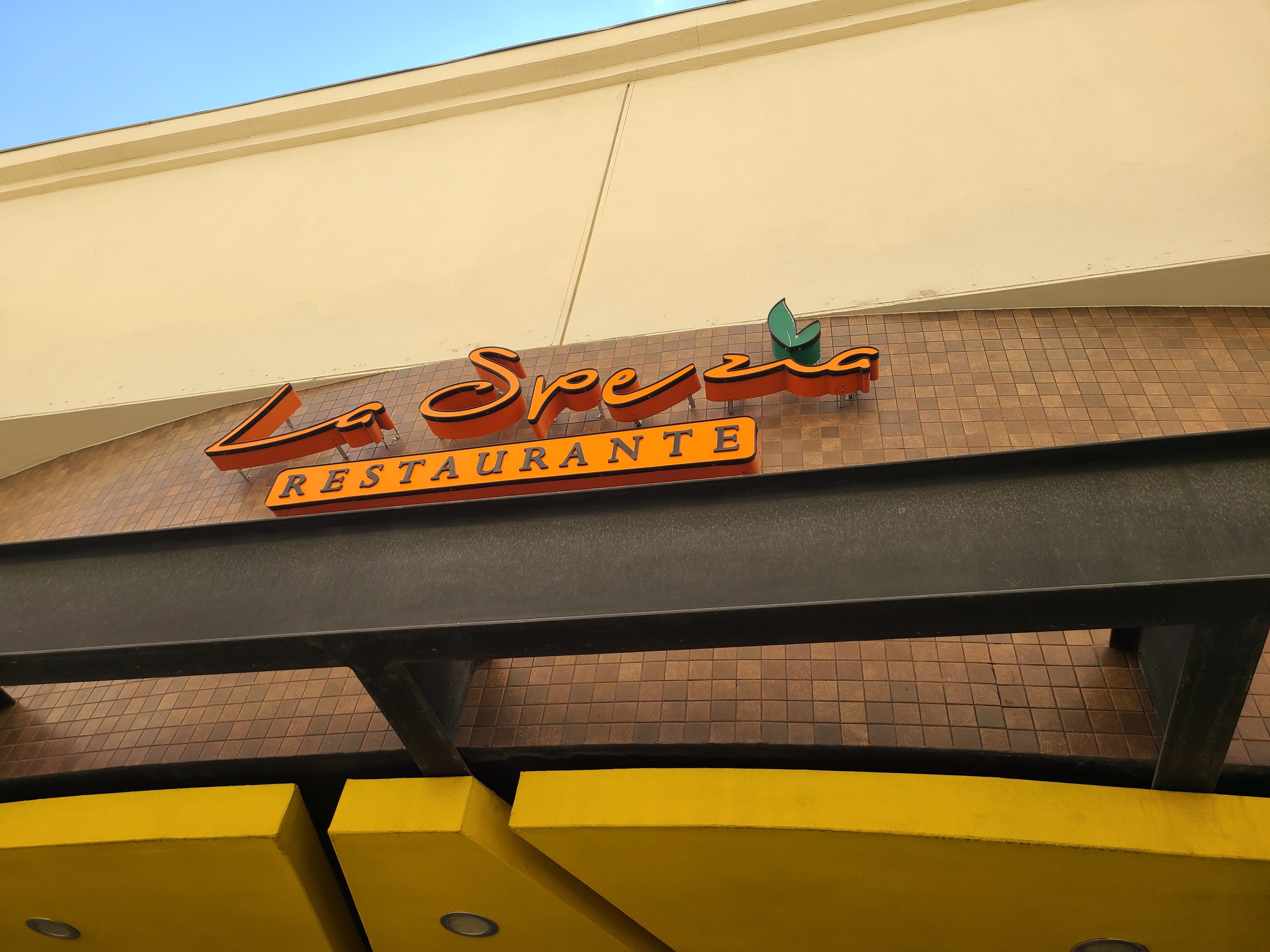 La Spezia Restaurante Plaza Río image 8