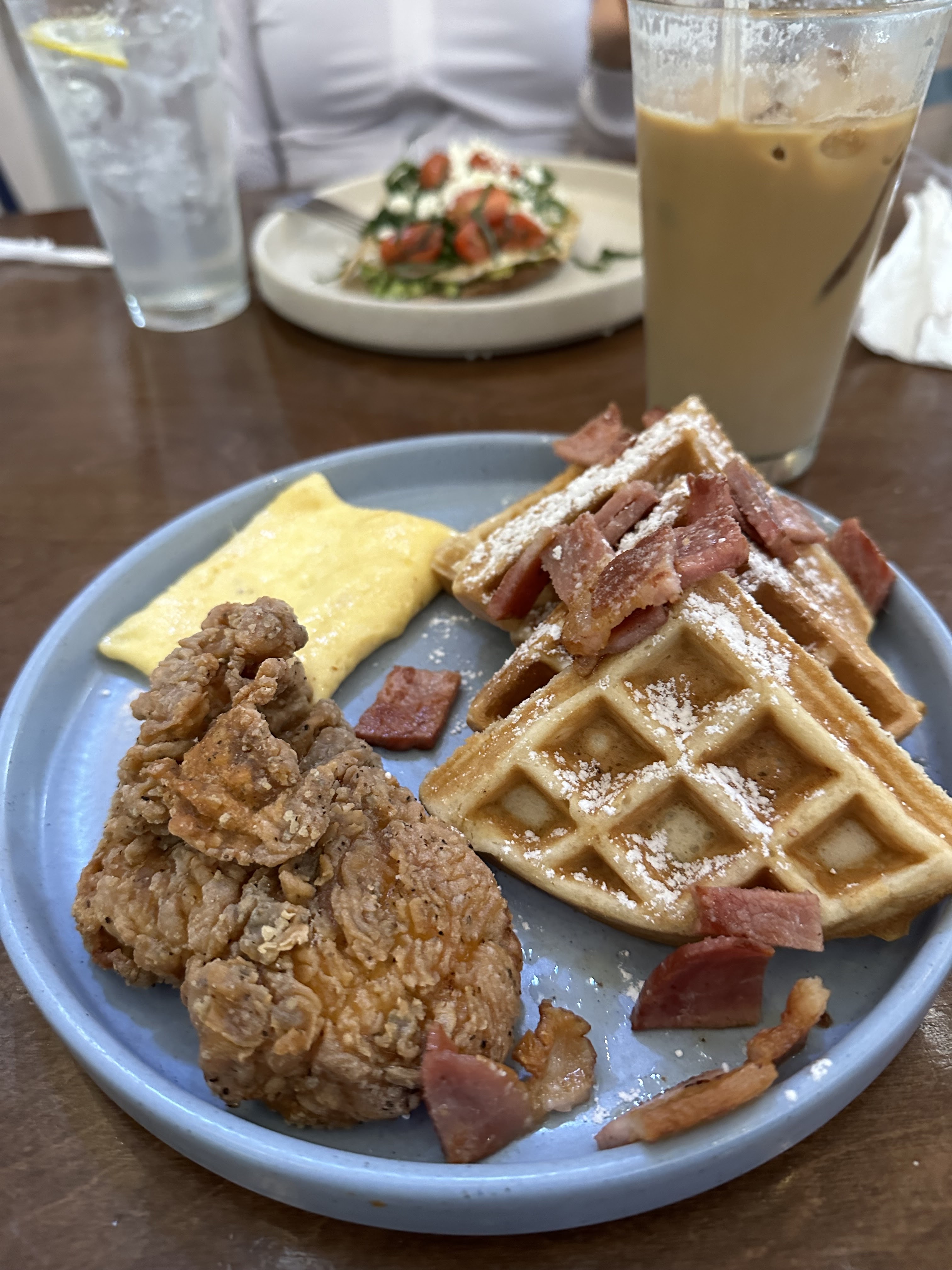 Buna Restaurant image 3