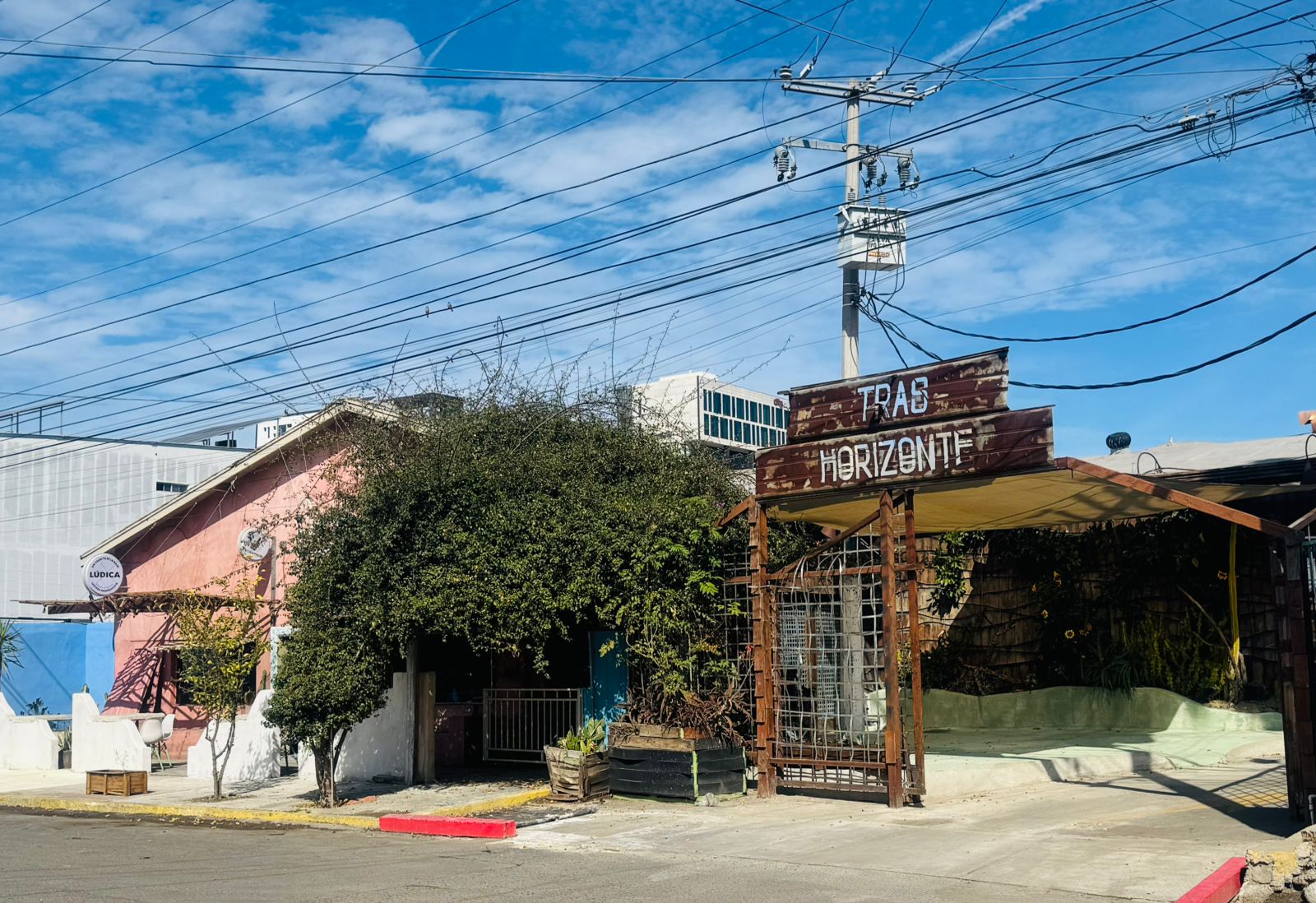 TRAS / HORIZONTE by kokopelli image 3