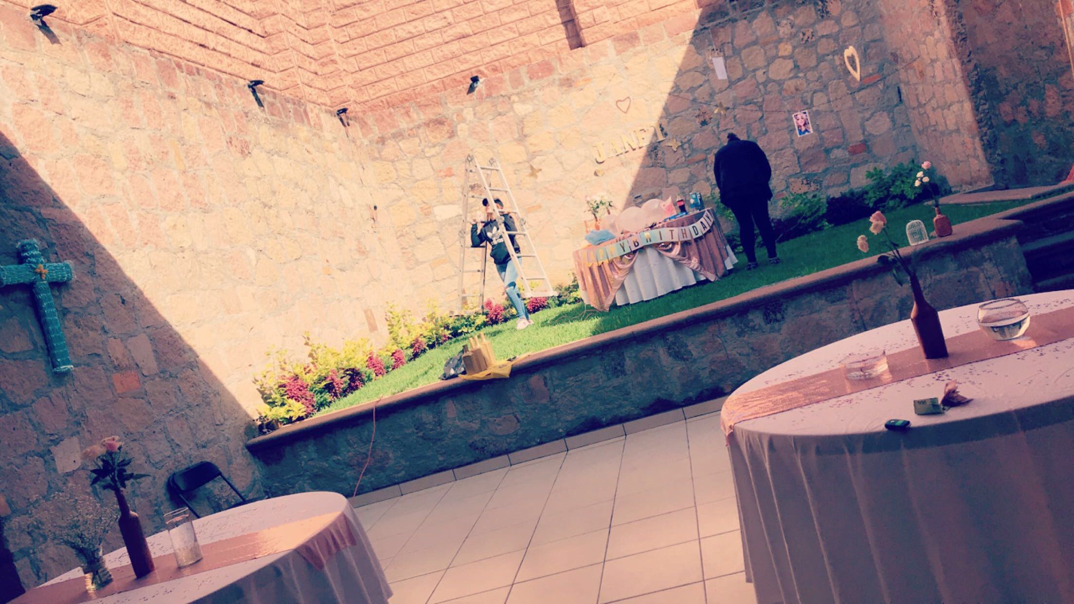 El GUATEQUE SALON image 10