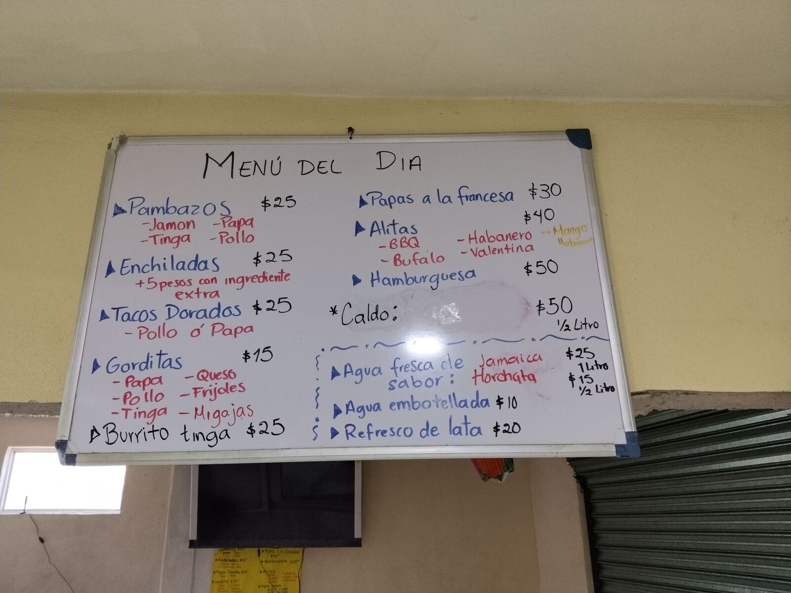 Ricos Antojitos doña Lulú image 3