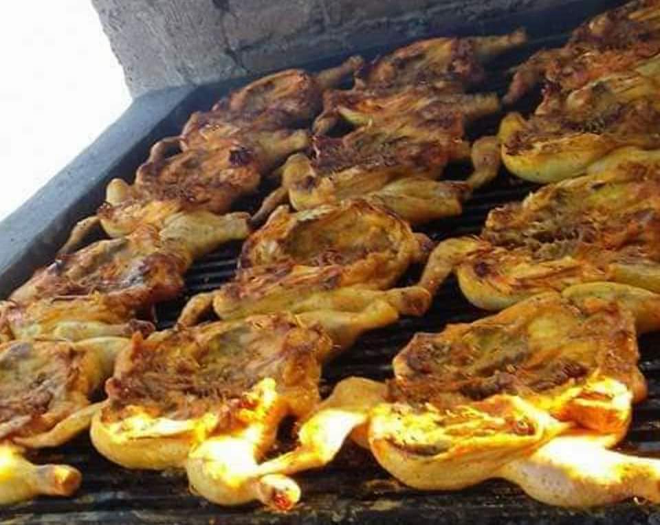 Pollos Asados "Mariscales" image 3