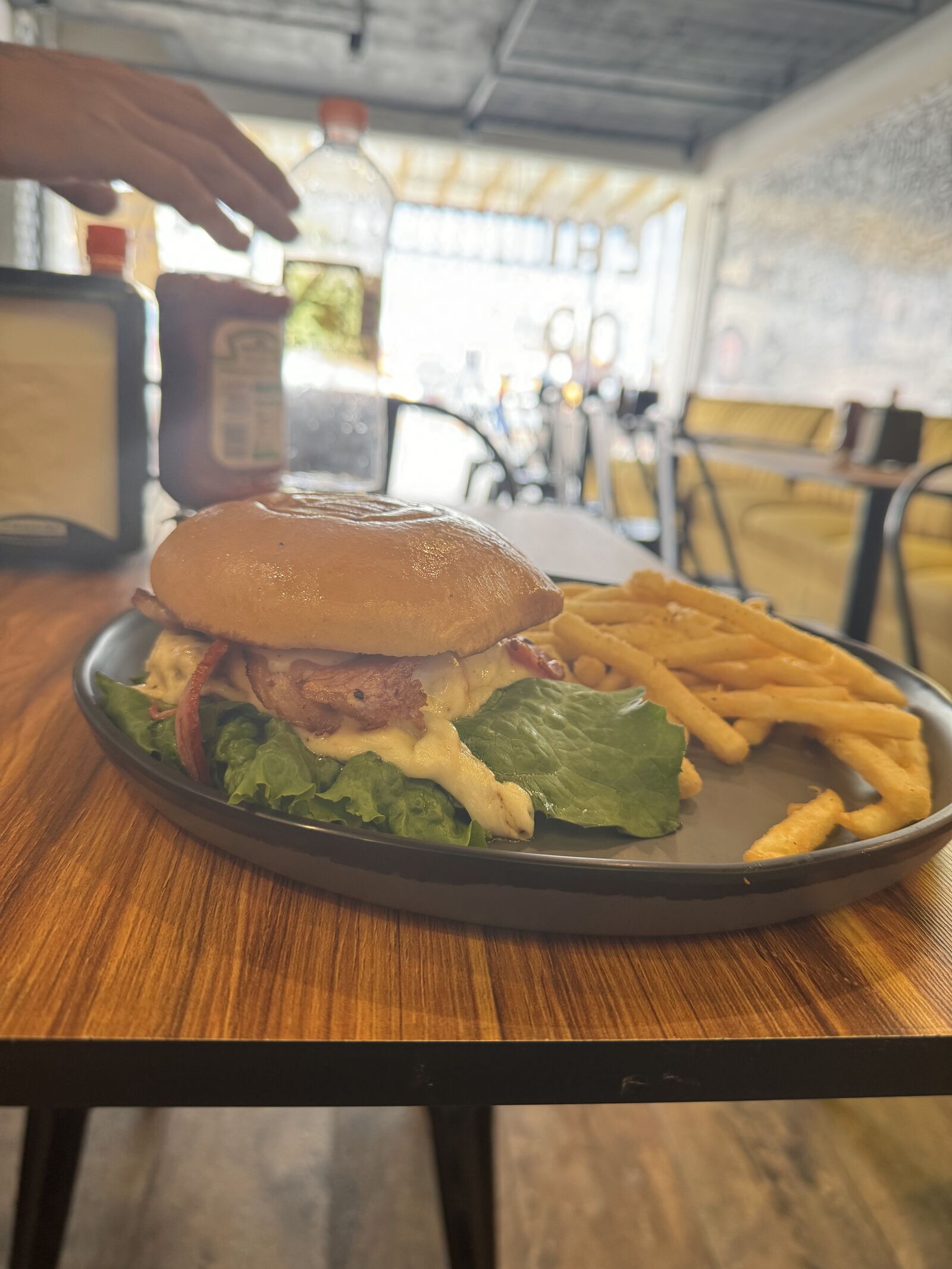 Pop Burger image 10