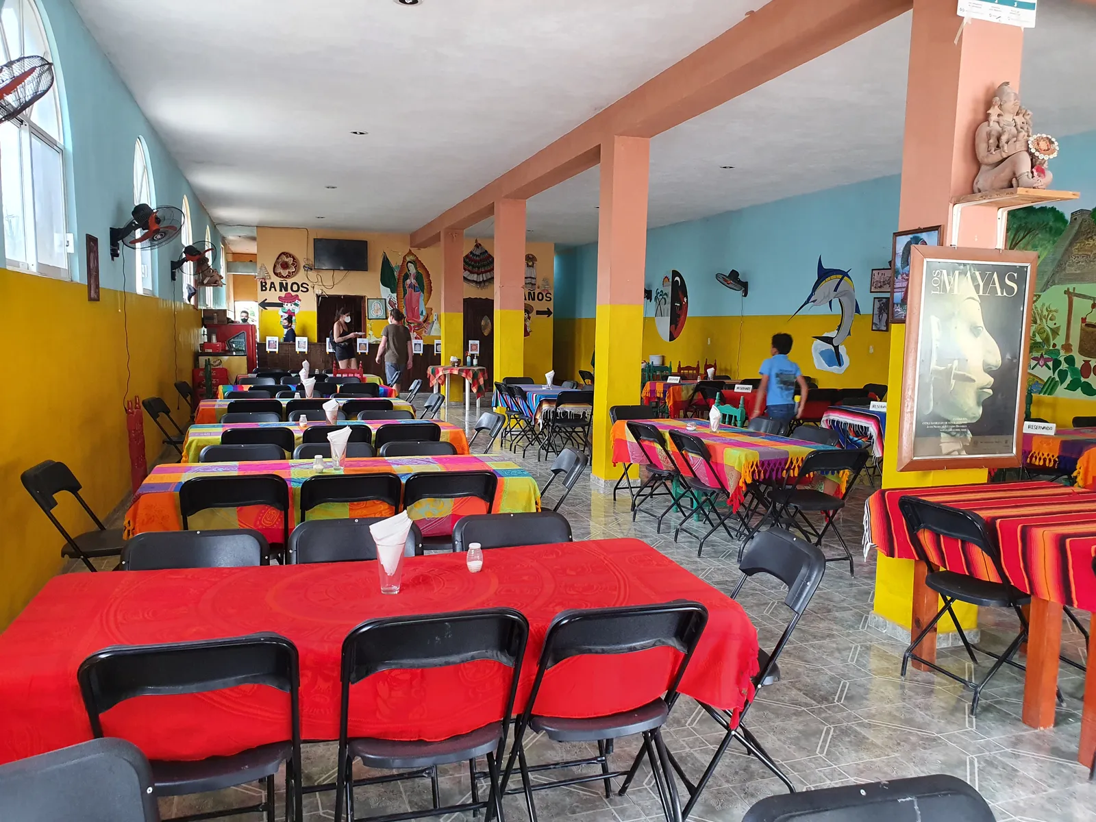restaurant- elpaso image 3