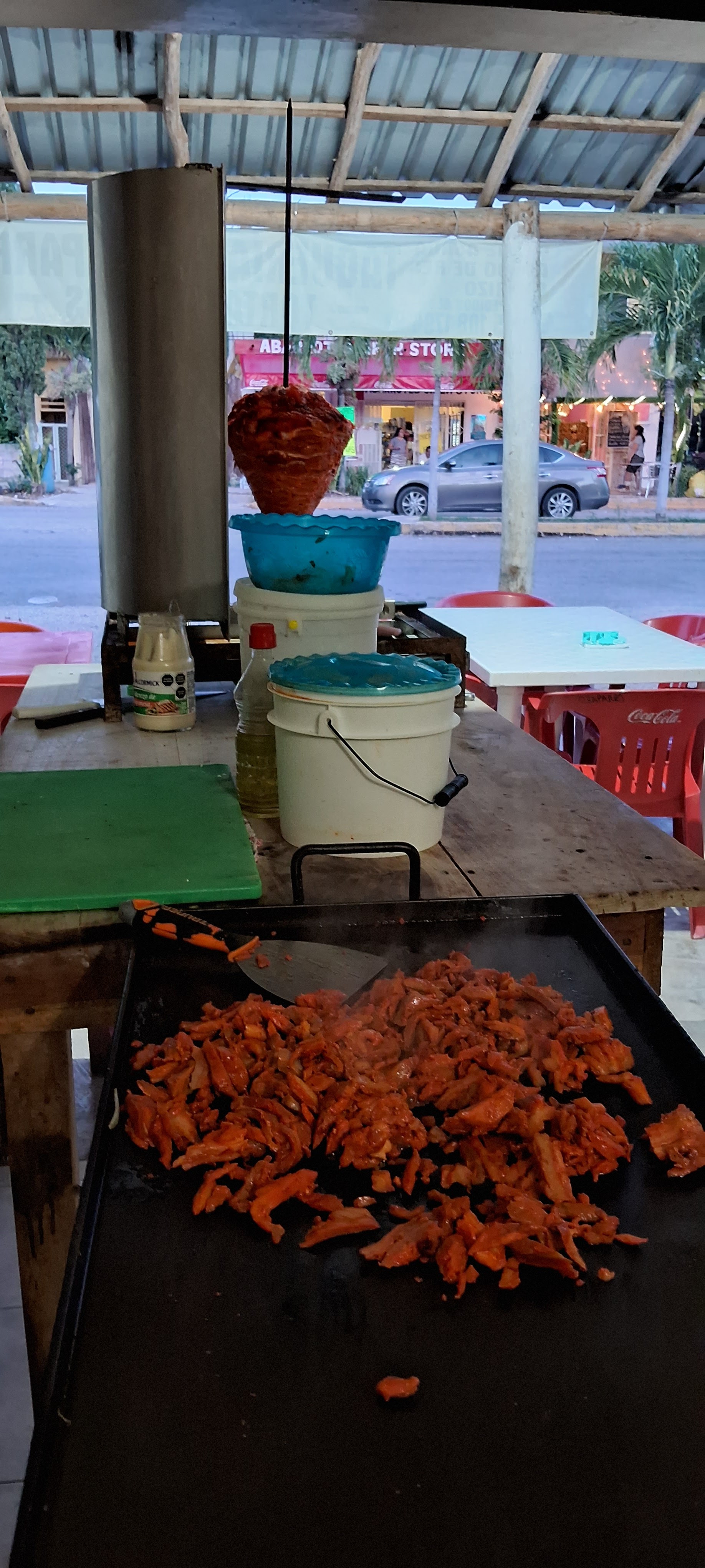 "TAQUERÍA EL CHAPARRO" image 7