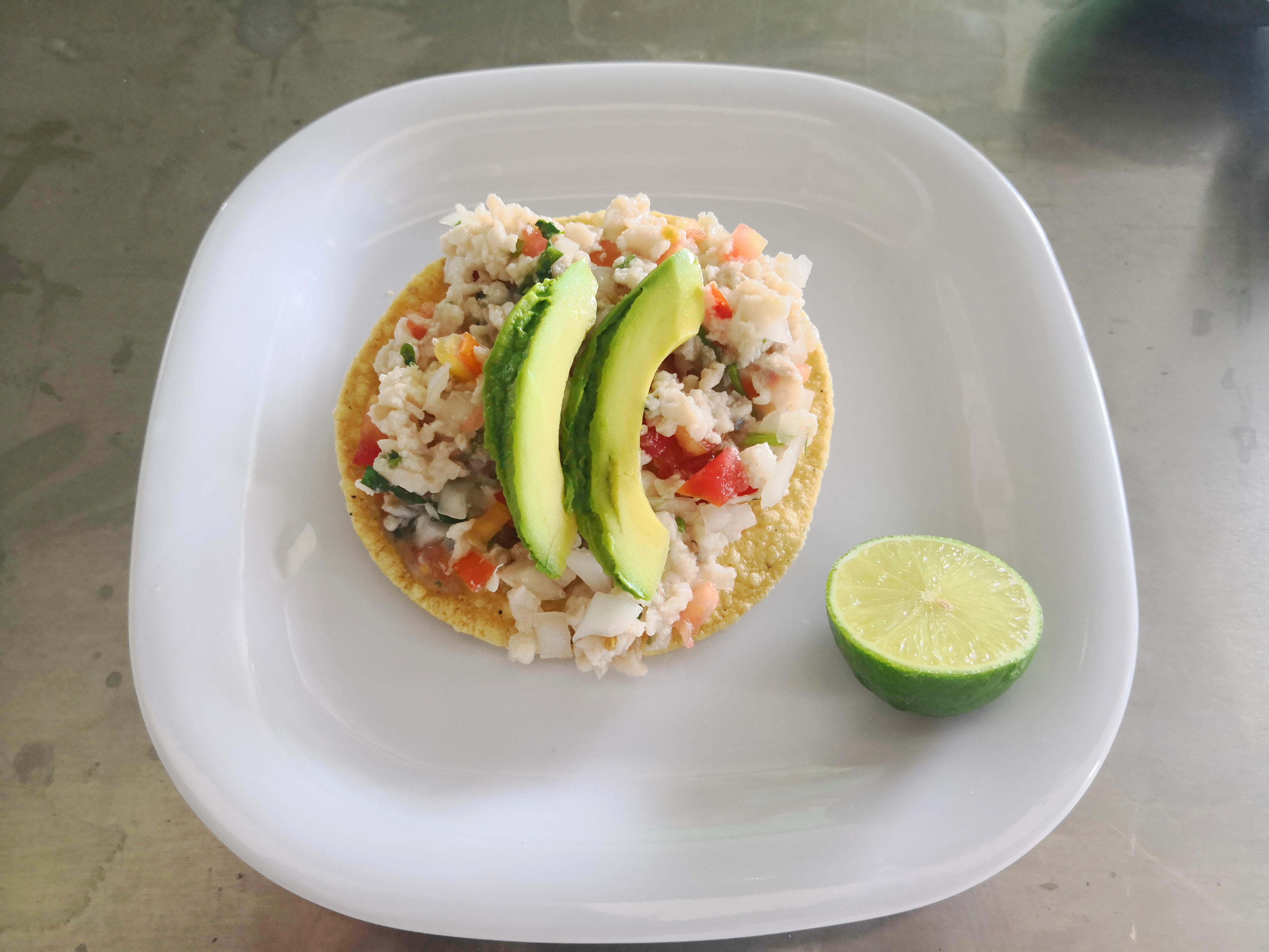 pescados y mariscos flores del mar image 1