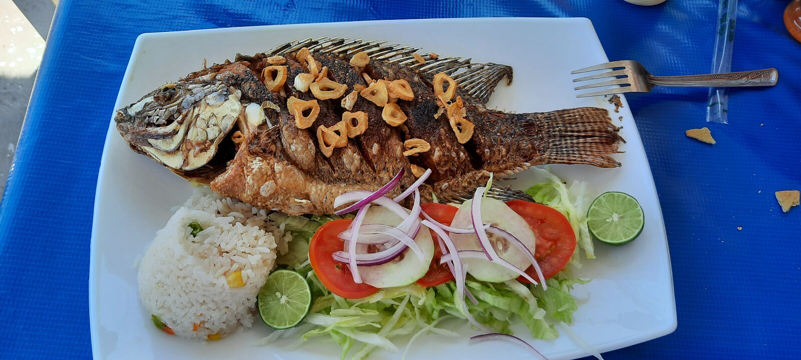 pescados y mariscos flores del mar image 9